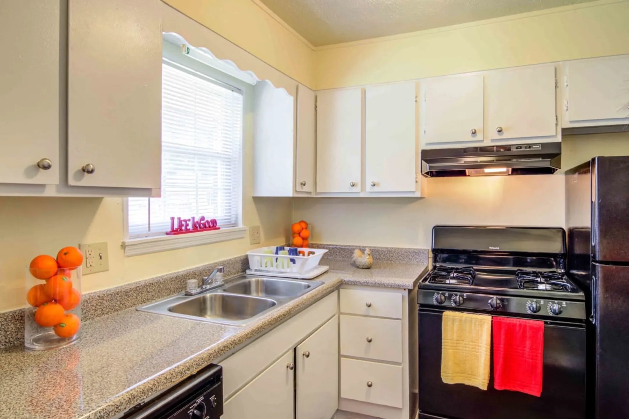 Ashwood Ridge Apartments 276 Upper Riverdale Rd Jonesboro, GA Apartments for Rent Rent.