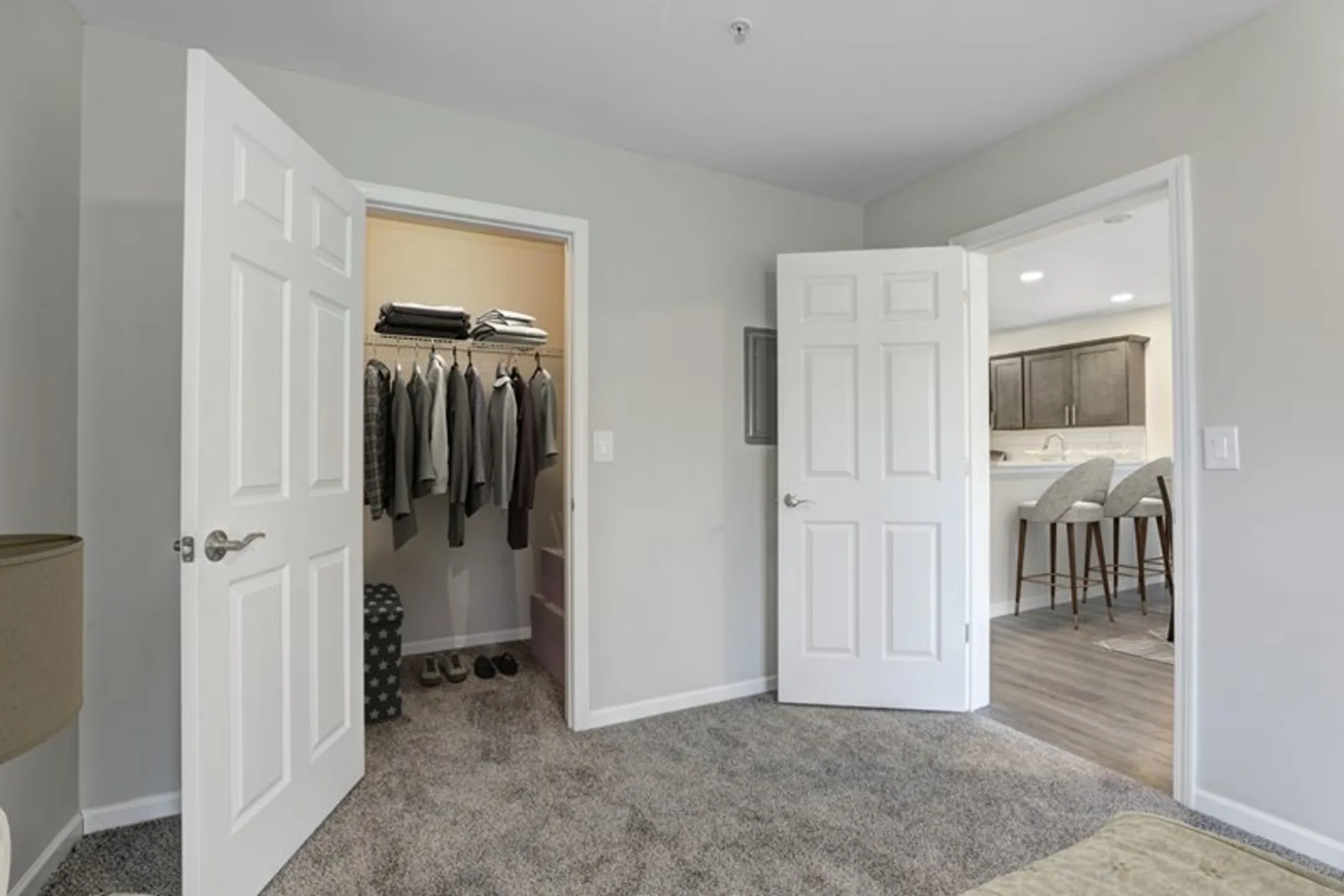 Spring Mill Manor at Springfield 55+ Active Adult Community 32 Blacks