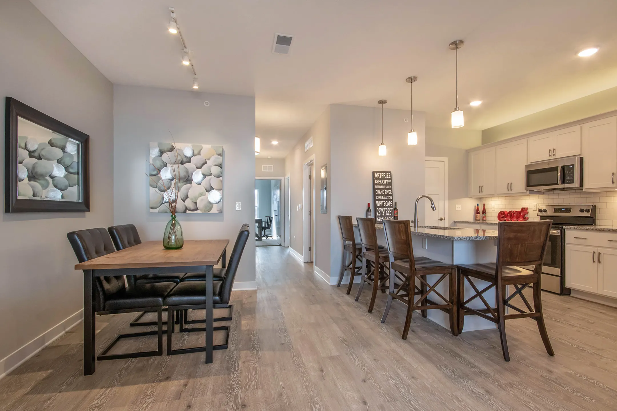 Townhomes at Two Rivers Apartments Lowell, MI 49331