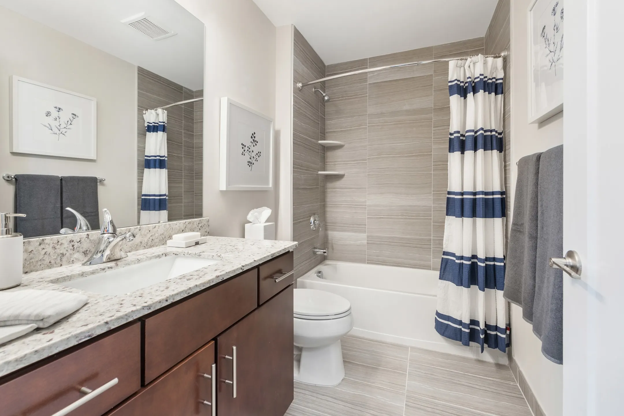 Camelot at Marlboro 98 Lukas Blvd. NJ Apartments for