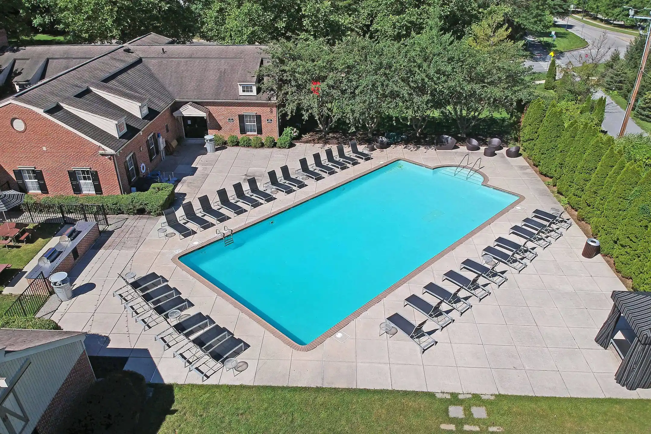 Pool - Exton Crossing Apartment Homes - Exton, PA
