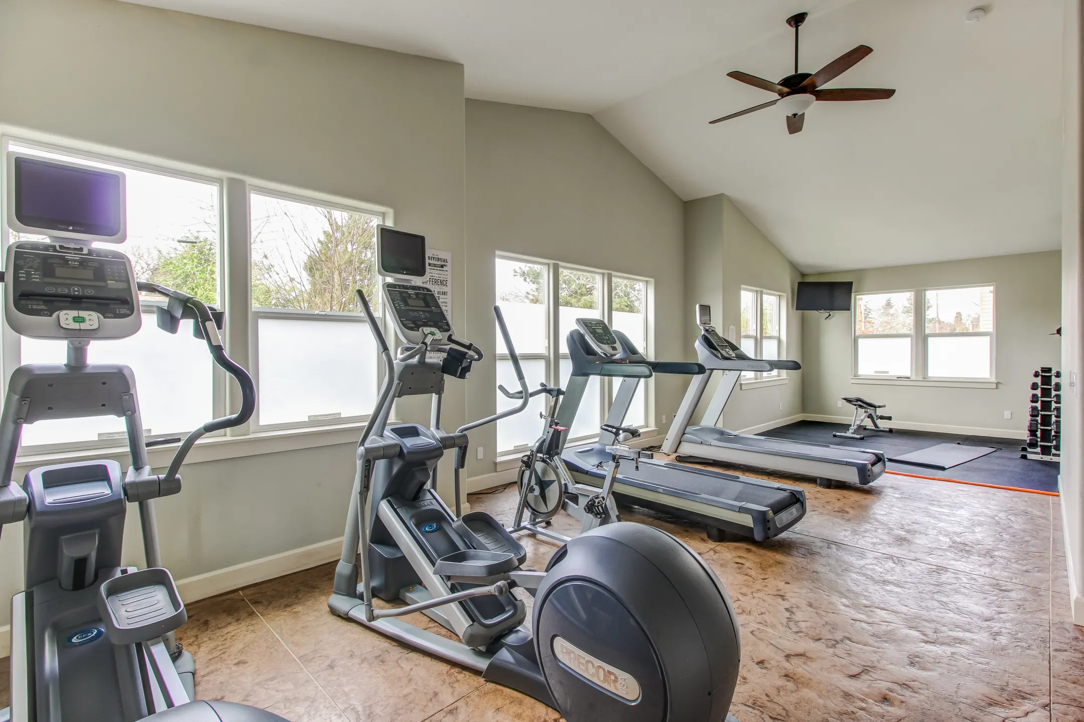 Fitness Weight Room - RiverBend Apartments - Albany, OR