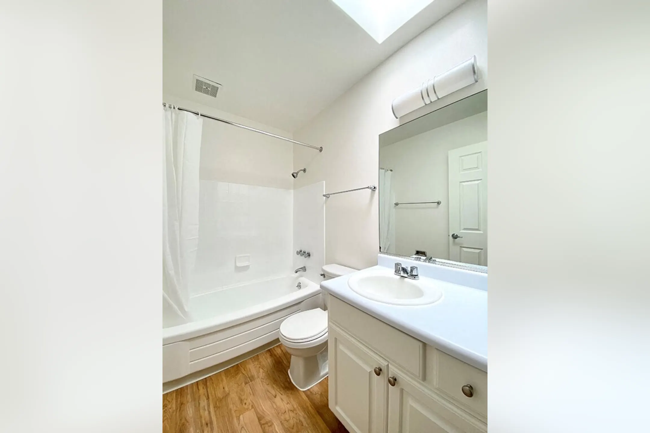 Diablo Pointe Apartment Homes 1450 Creekside Dr Walnut Creek, CA