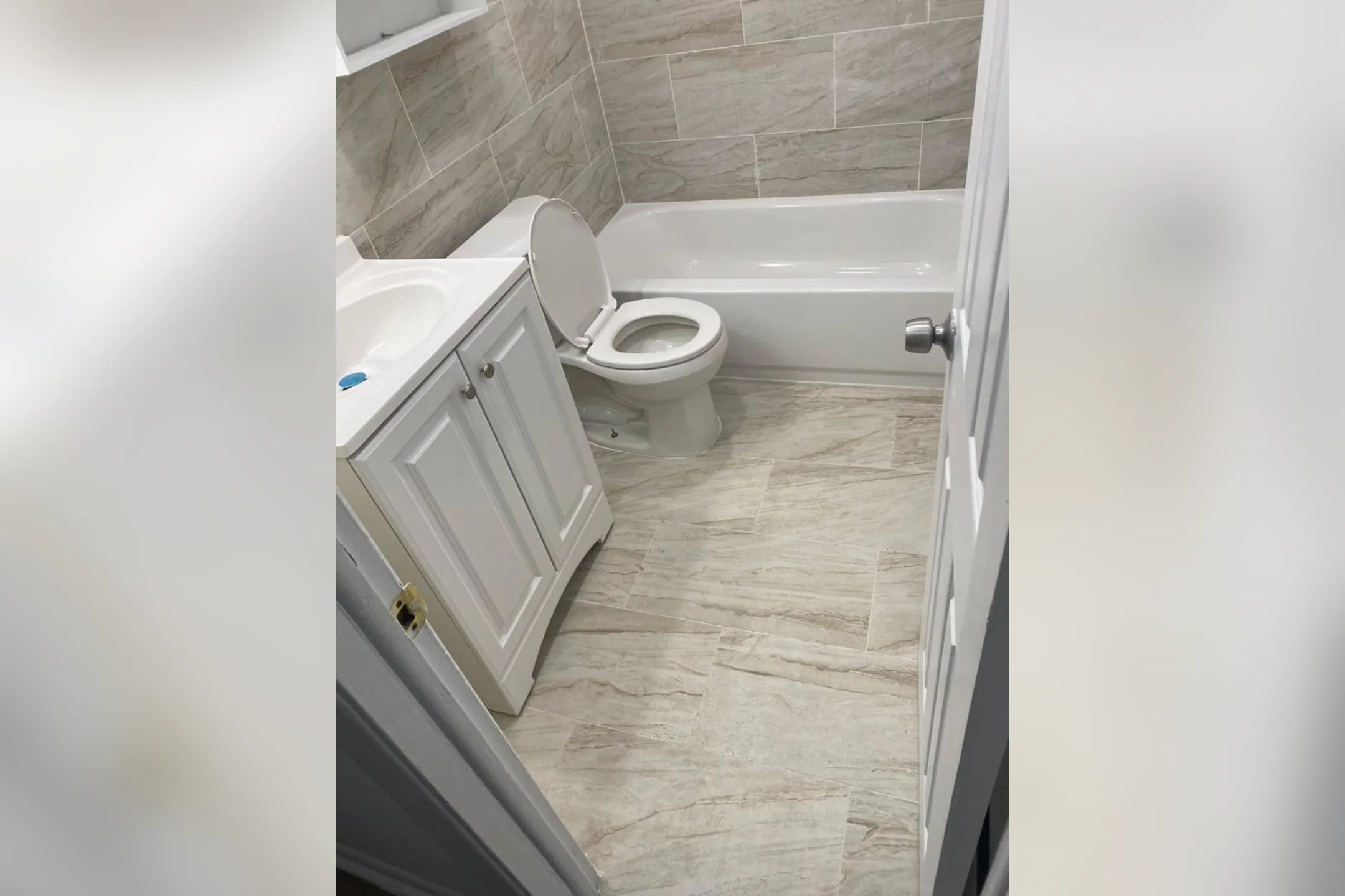 CV Apartments at Glenolden Station 100 E Glenolden Ave Glenolden, PA for Rent Rent.