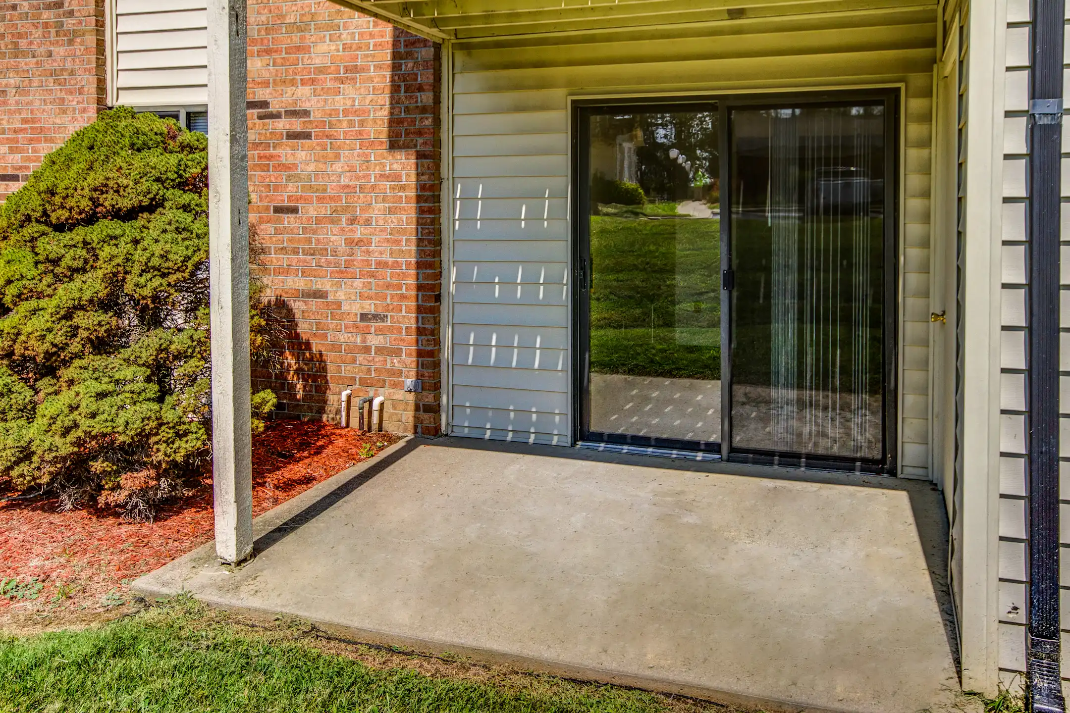 Saddlebrook Apartments Henderson, KY 42420