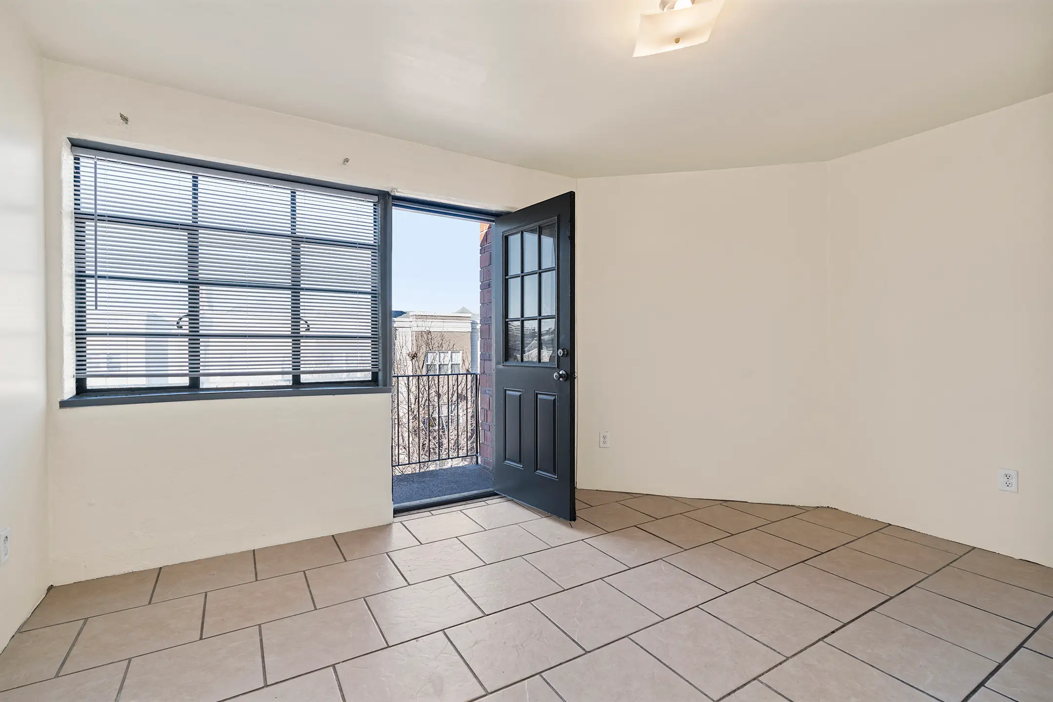 Collins Terrace Apartments Apartments Saint Louis, MO 63106