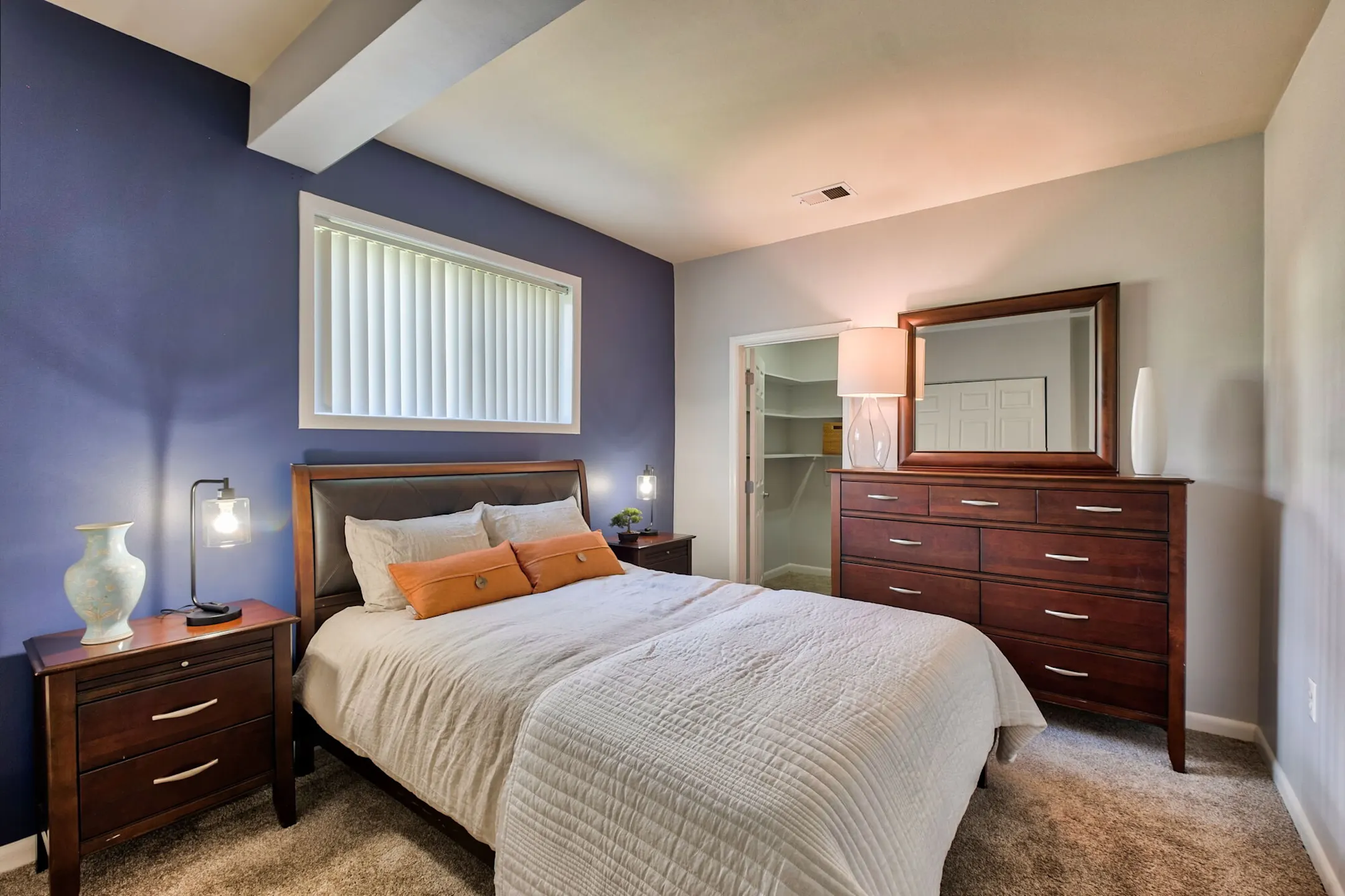 Bedroom - Heather Hill by Onewall - Temple Hills, MD