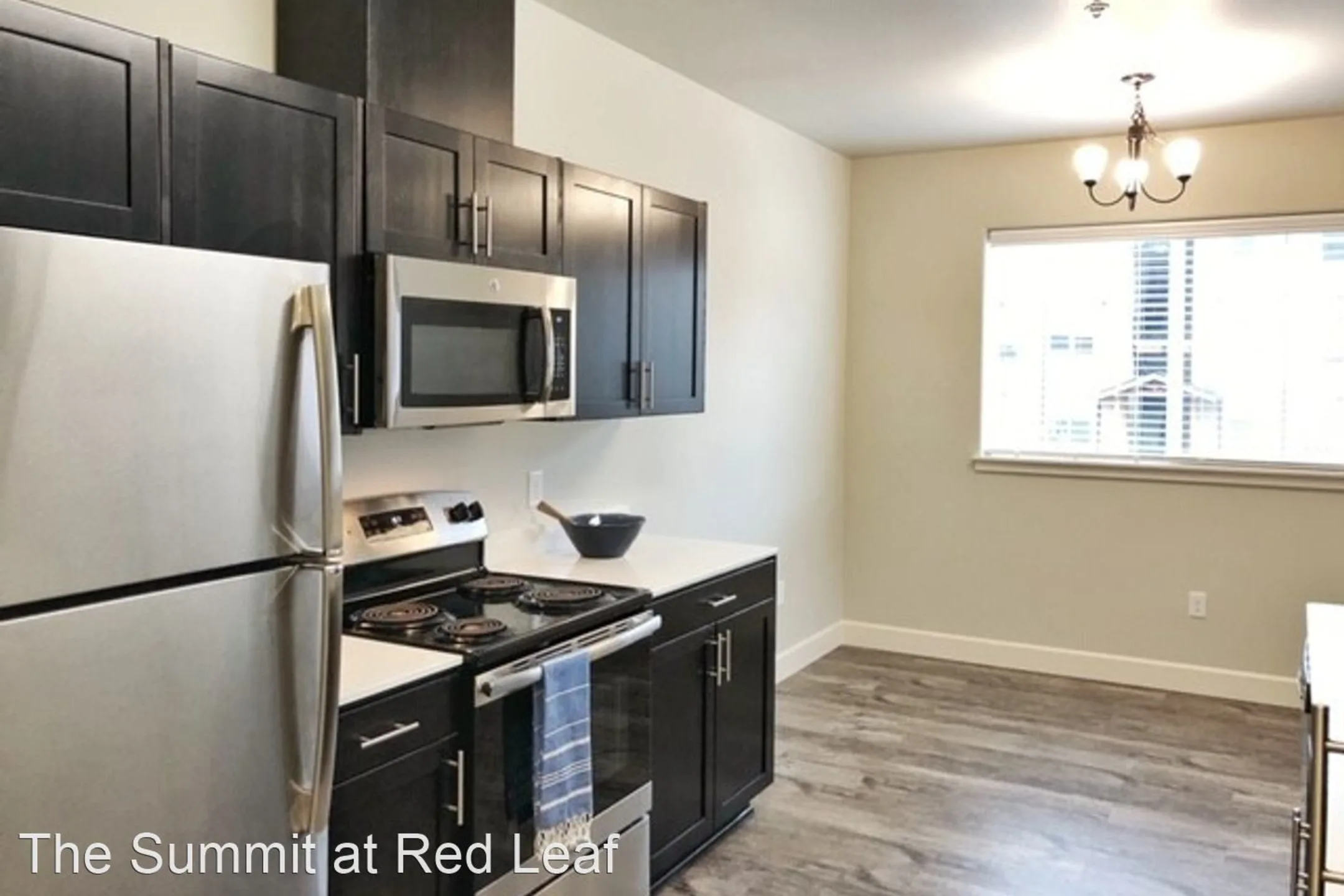 The Summit at Red Leaf - 5715 Red Leaf Dr S | Salem, OR Apartments for ...