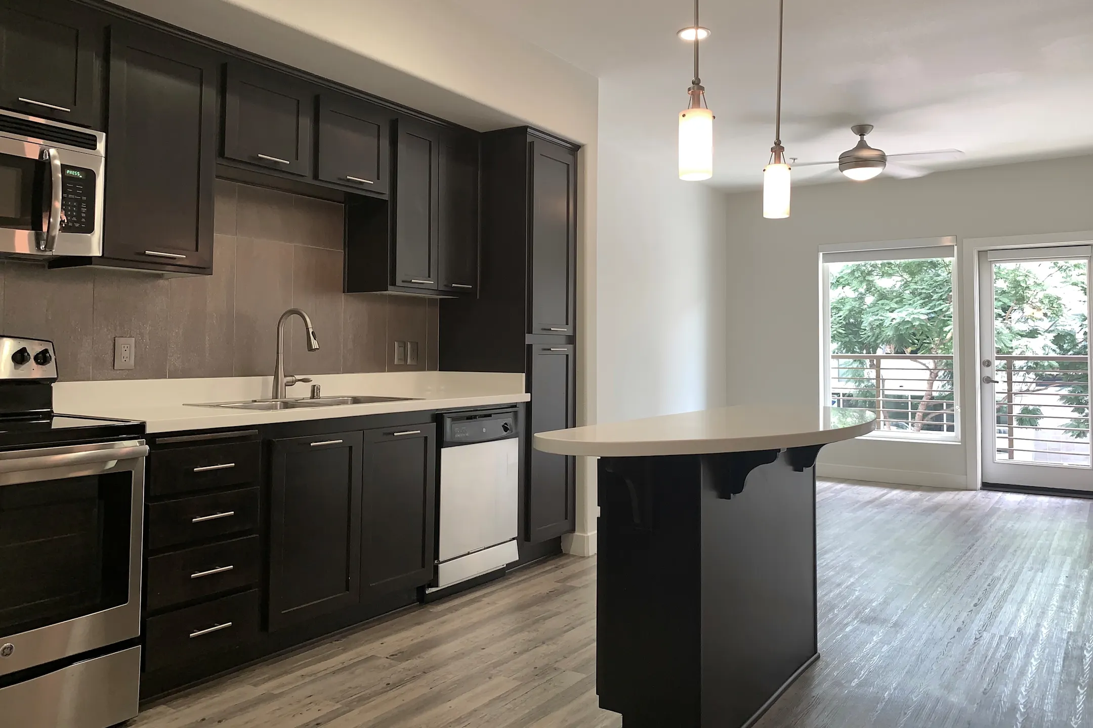 Urbana 450 10th Ave San Diego, CA Apartments for Rent Rent.