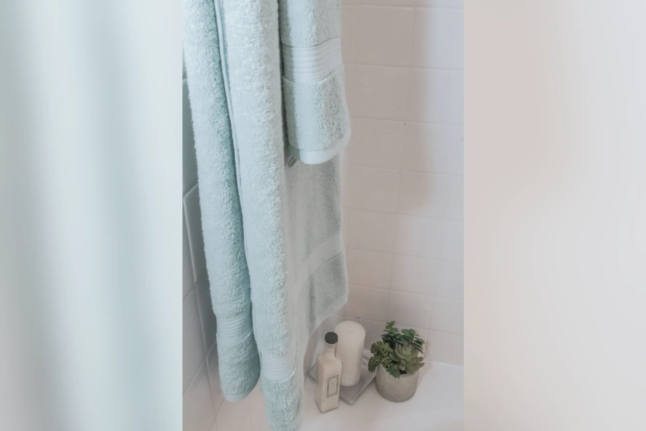 Bathroom - Southgate Towers - Baton Rouge, LA