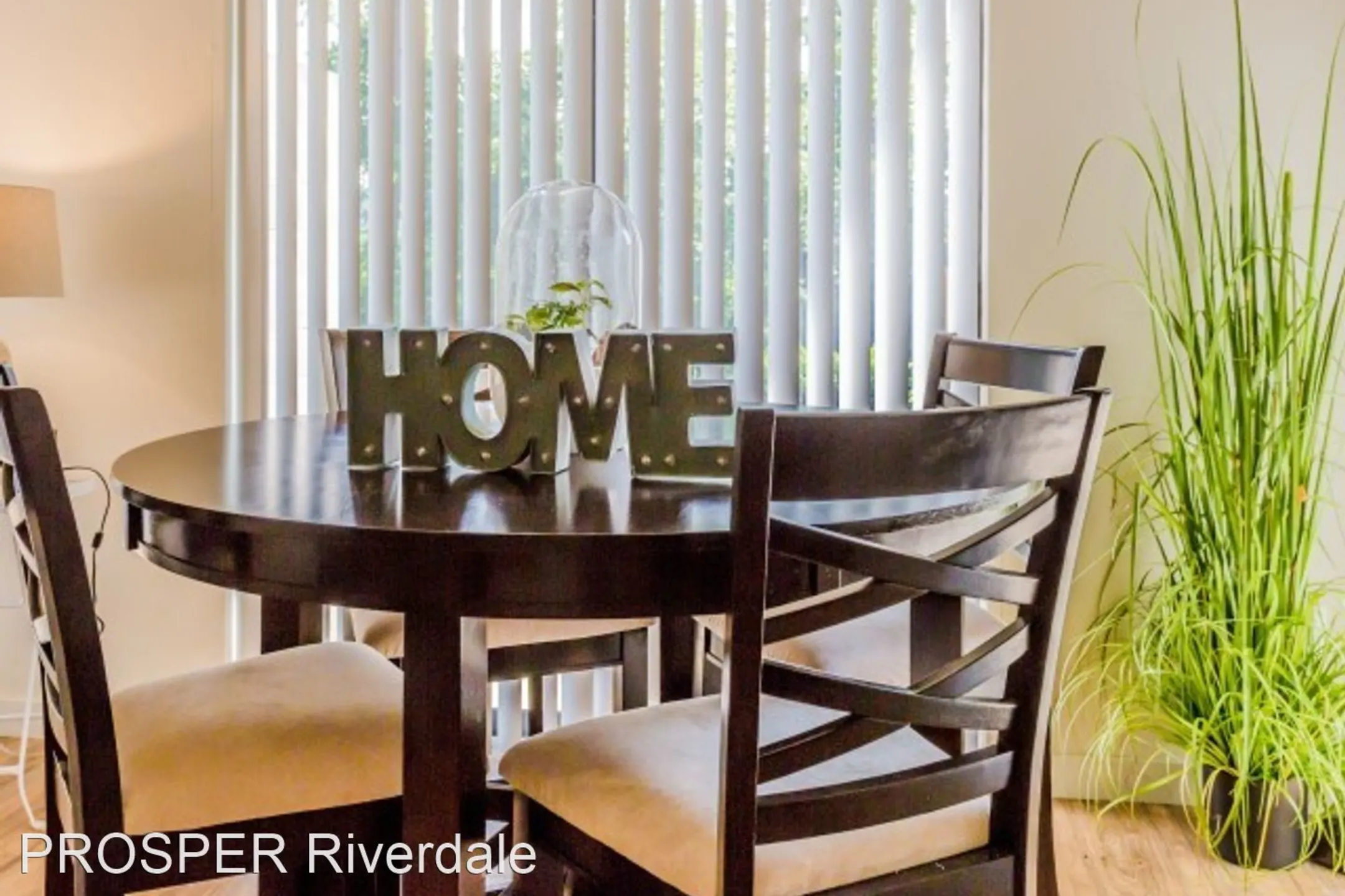 Dining Room - PROSPER Riverdale - Little Rock, AR