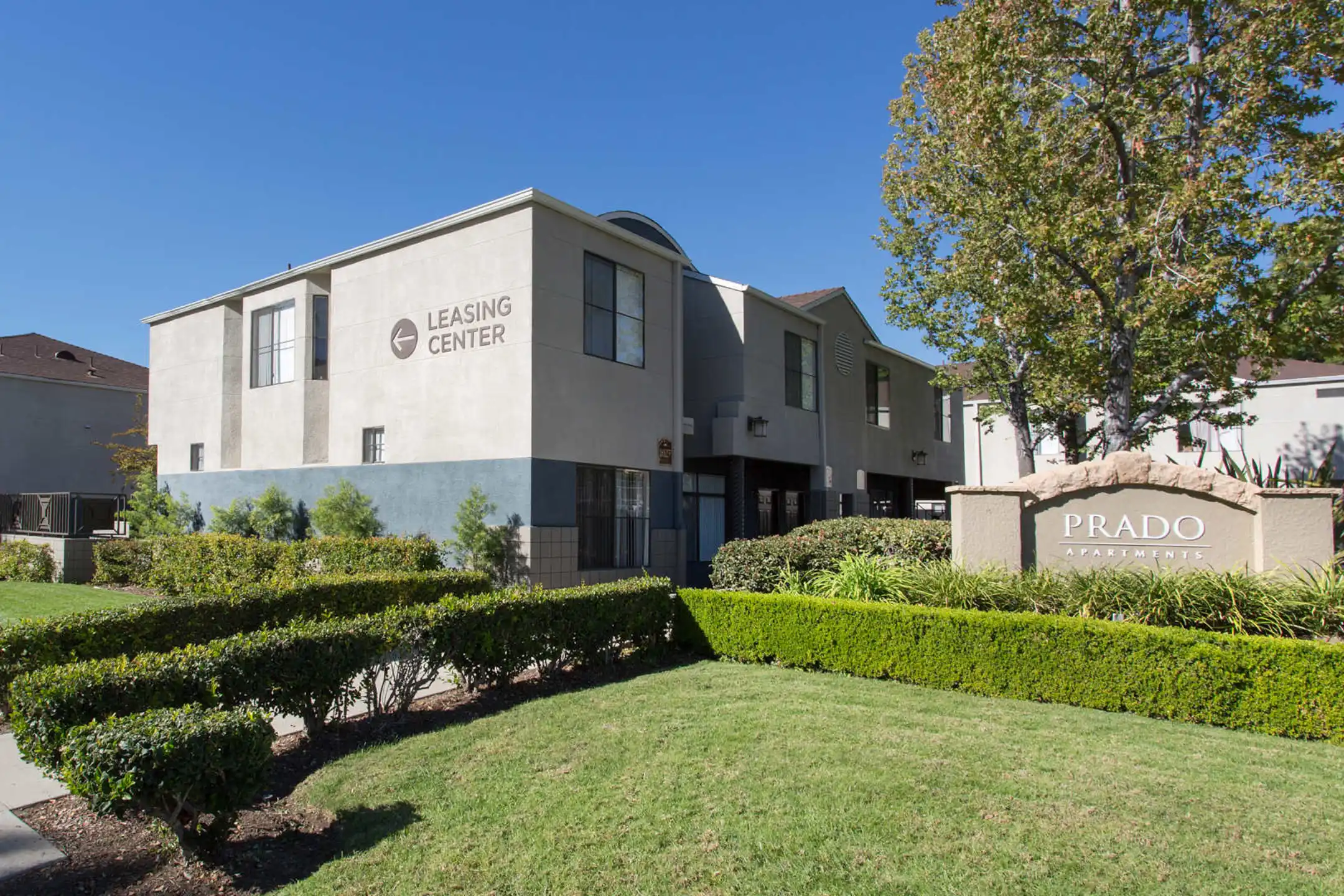 Building - Prado - Glendale, CA