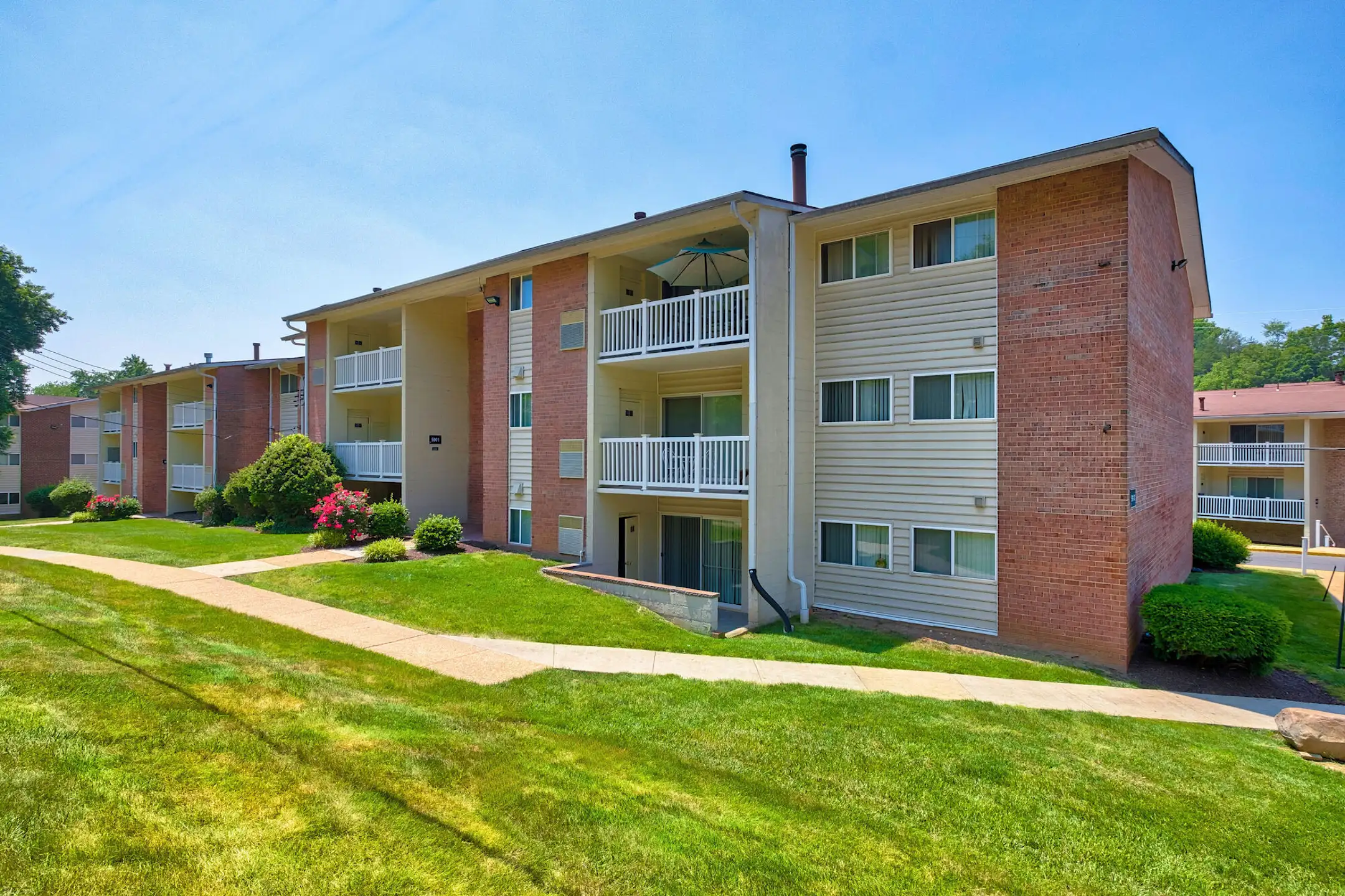 Building - Heather Hill by Onewall - Temple Hills, MD