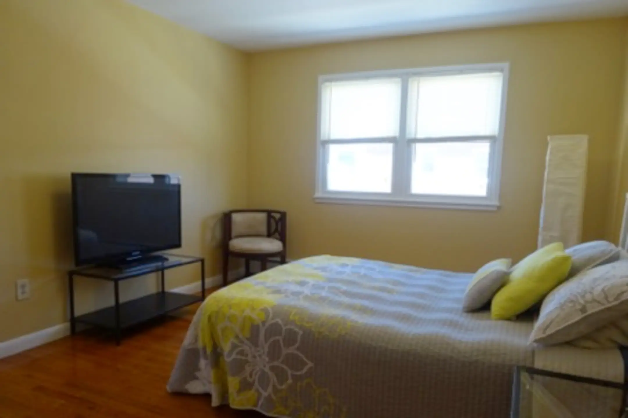 Heritage House Apartments Apartments New London, CT 06320