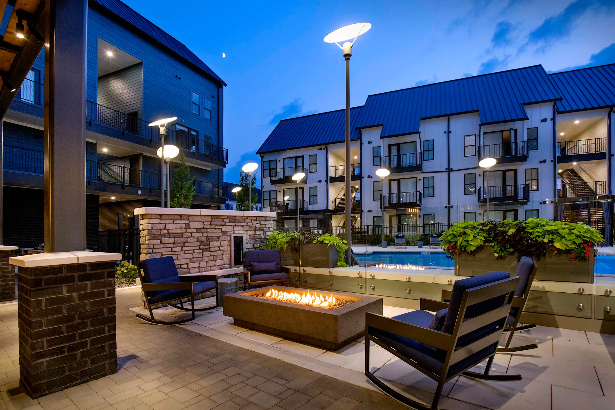 Upton Oxmoor Apartments Louisville, KY 40222