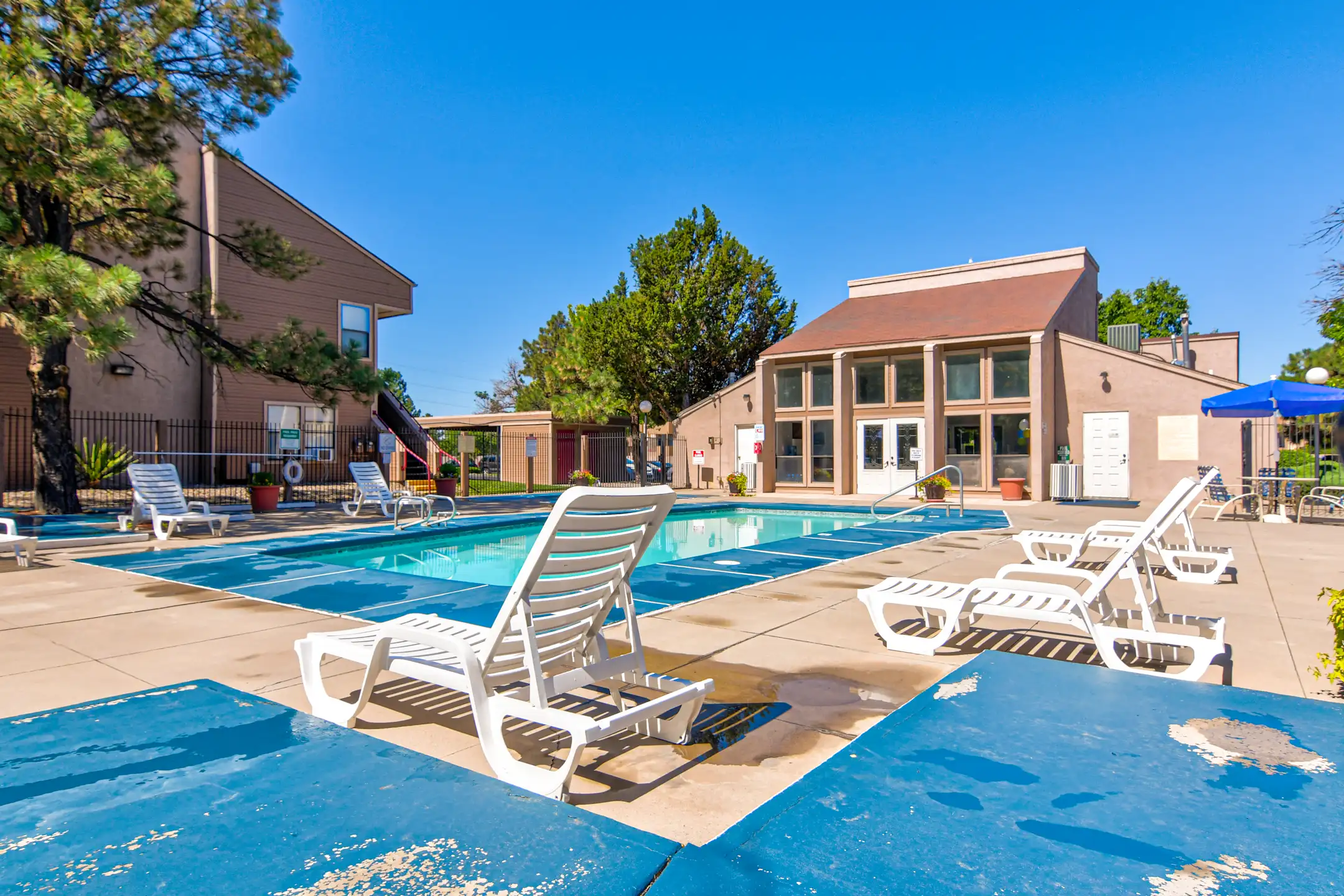 Sunchase Apartments Albuquerque, NM 87109