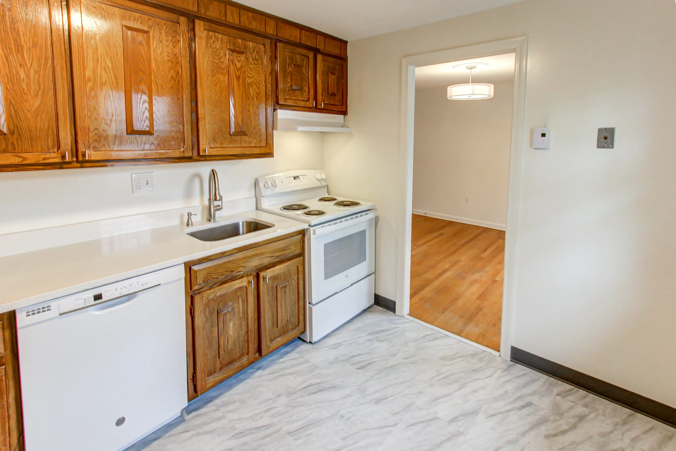 Suffield West Apartments 2 Harmon Dr Suffield, CT for Rent Rent.