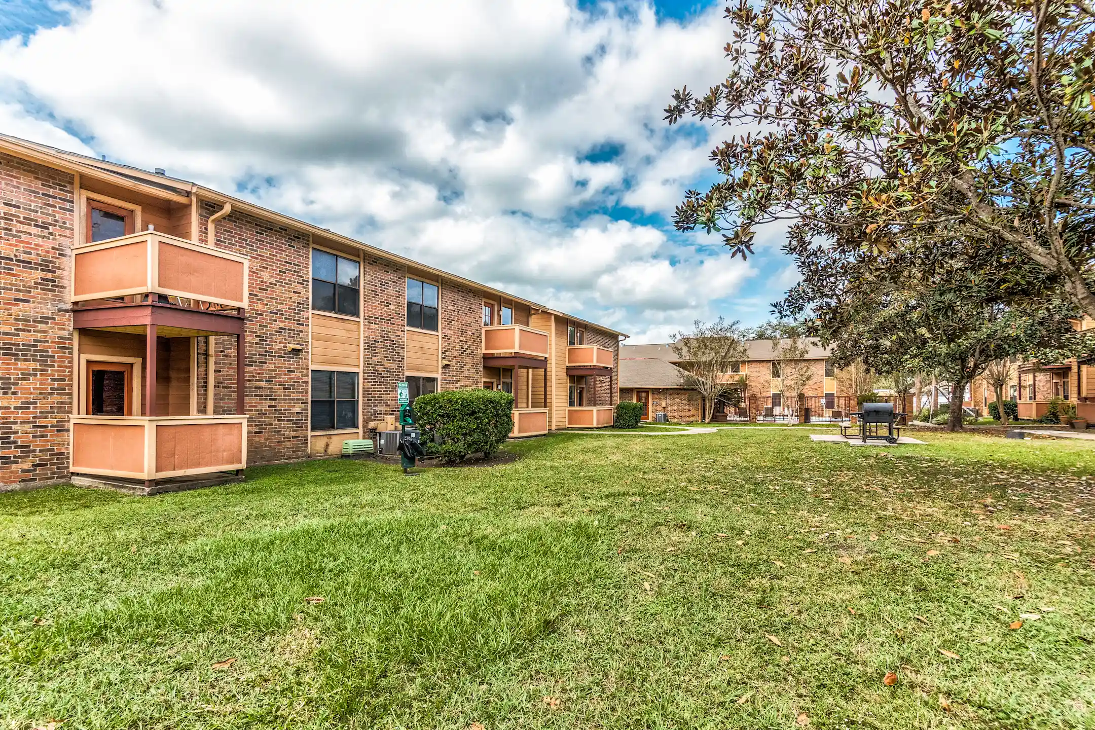 City Heights Magnolia Place 1001 E Dale St New Iberia, LA