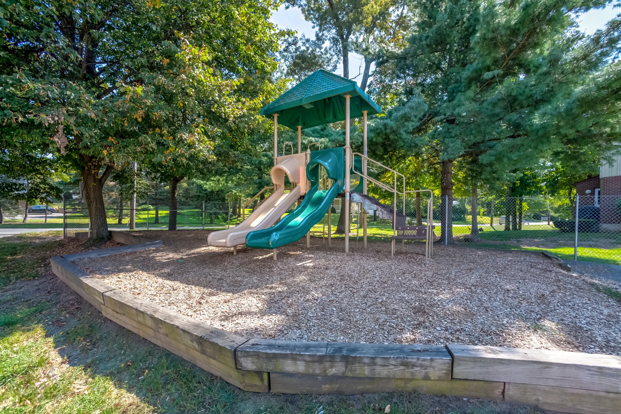 Playground - Deerfield Gardens - Waterbury, CT