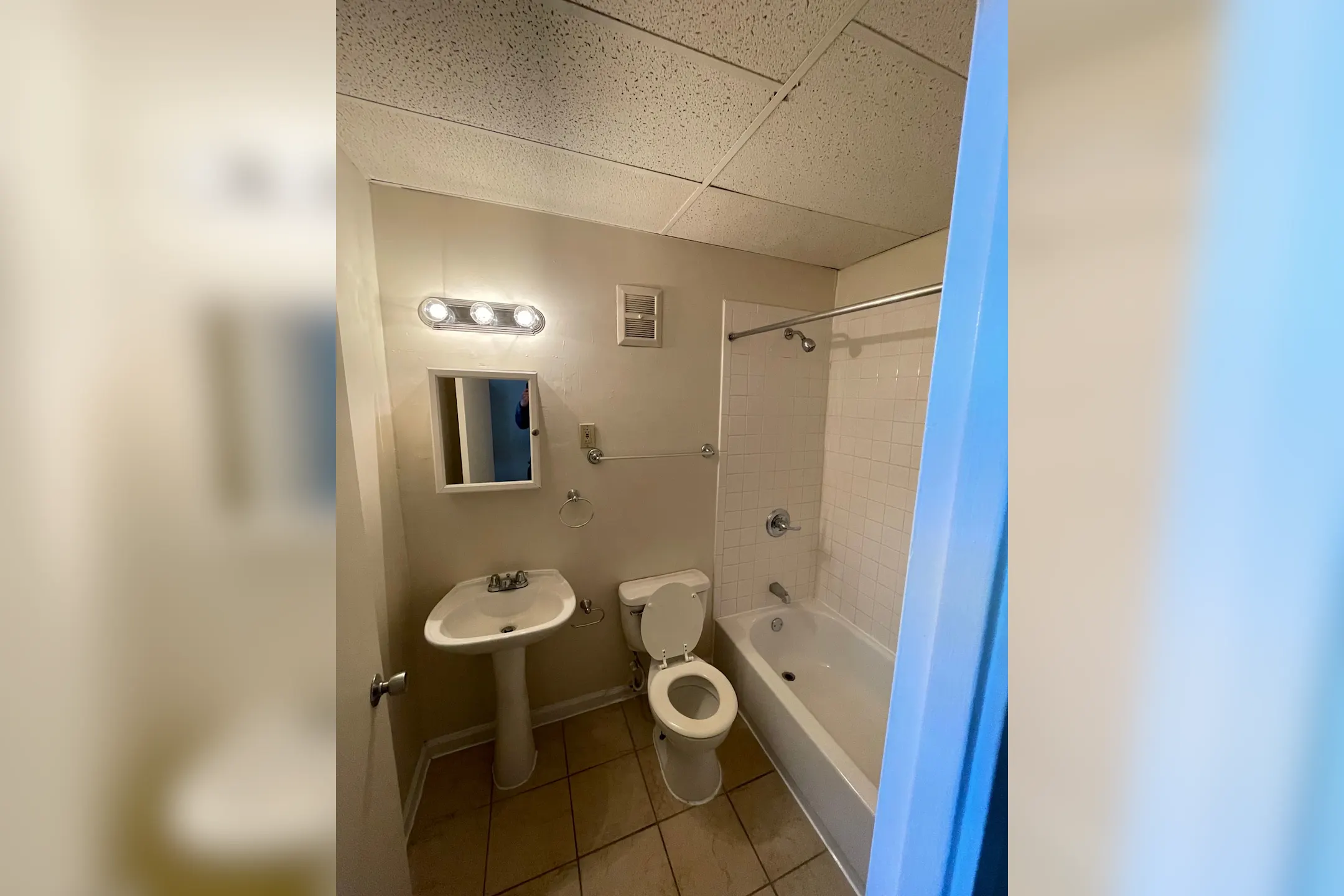 St. Agnes Apartments 1350 N Meridian St Indianapolis, IN Apartments