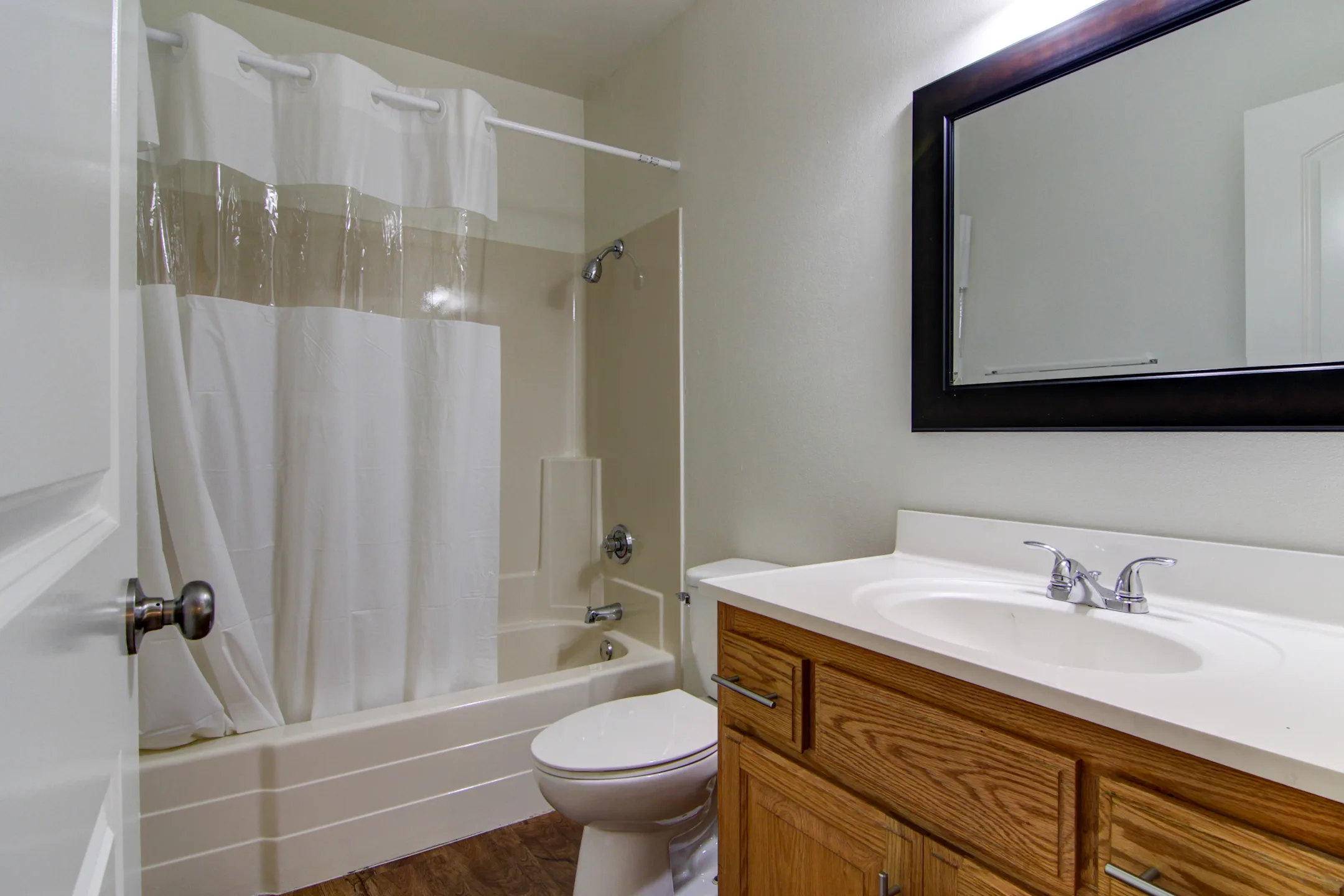 Regency Plaza Apartments Apartments Anaheim, CA 92802