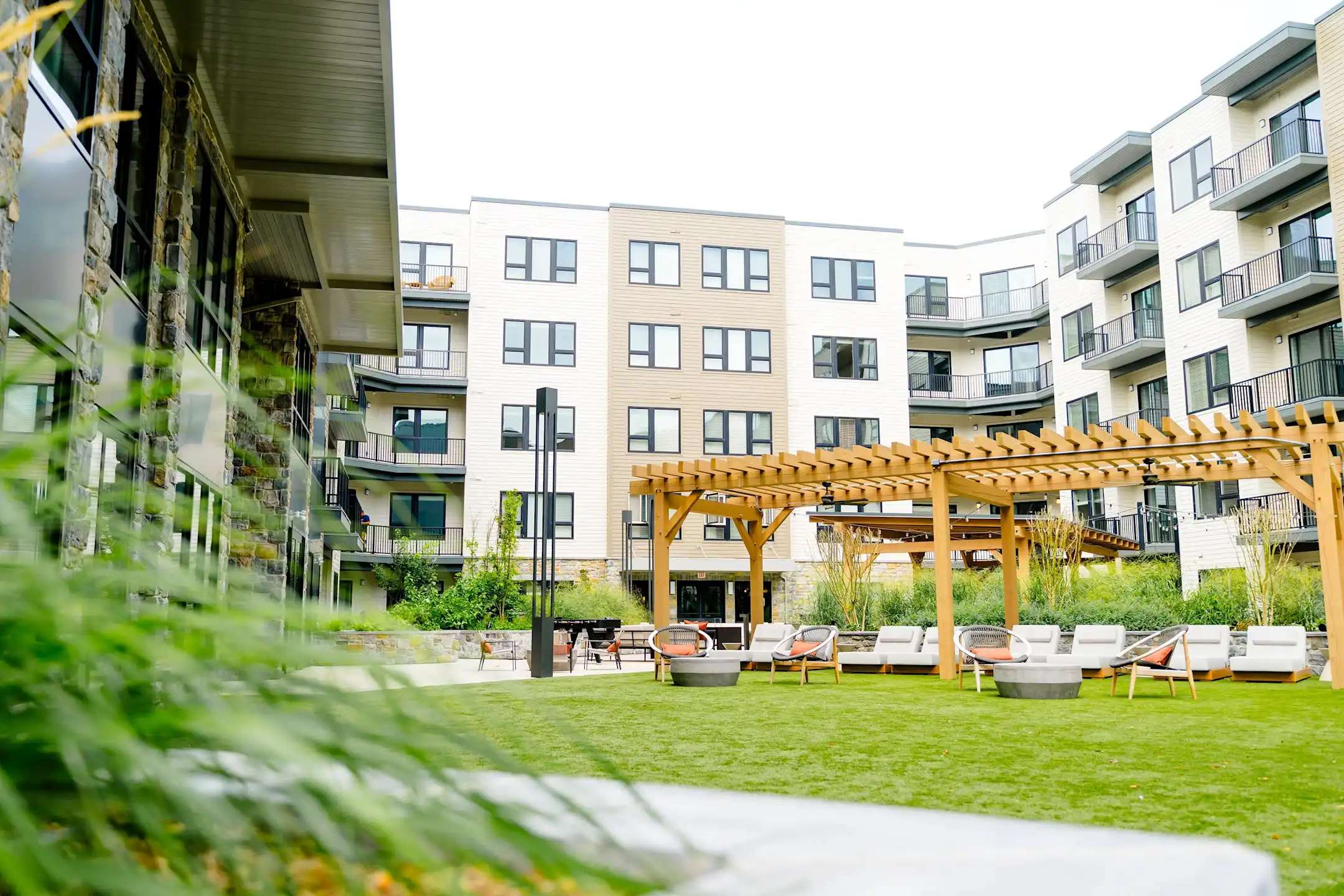 The Harrison Apartments Newtown Square, PA 19073