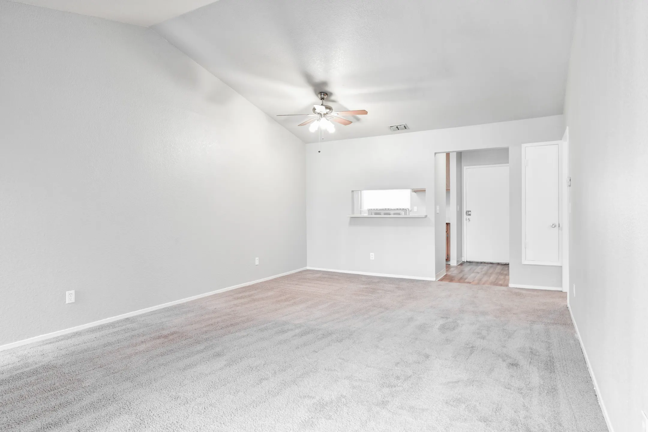 Mosaic Apartments 1128 E Leland Rd Pittsburg, CA Apartments for