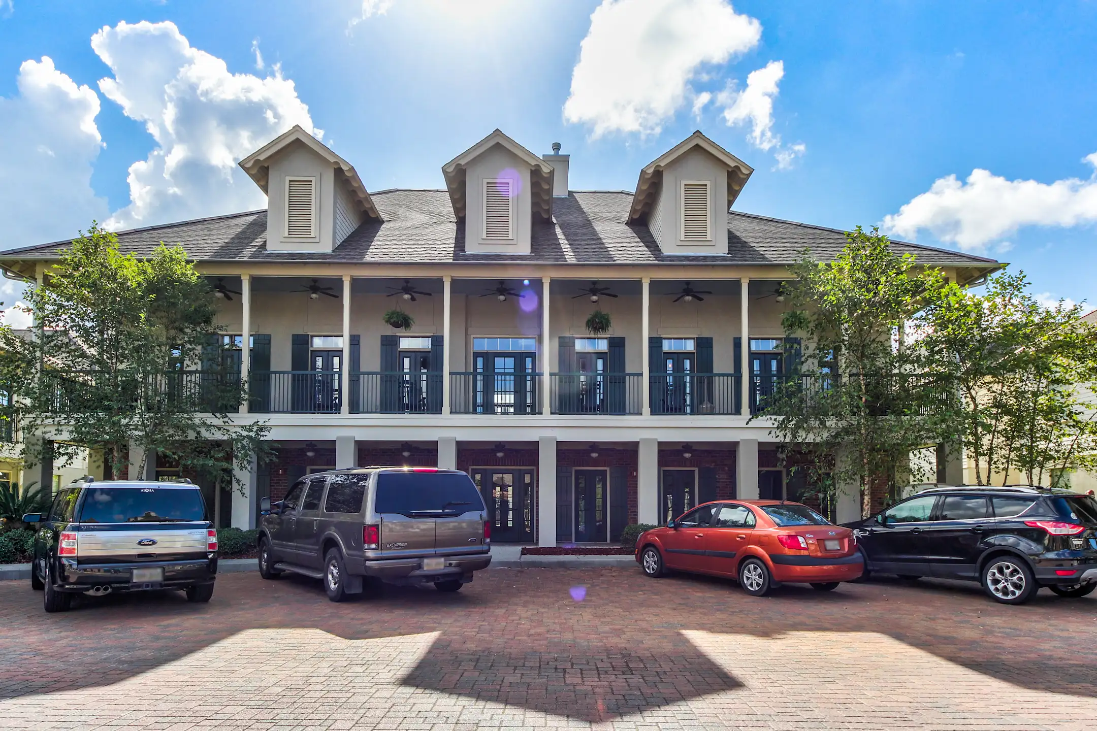 Chenier Apartments Apartments Mandeville, LA 70448