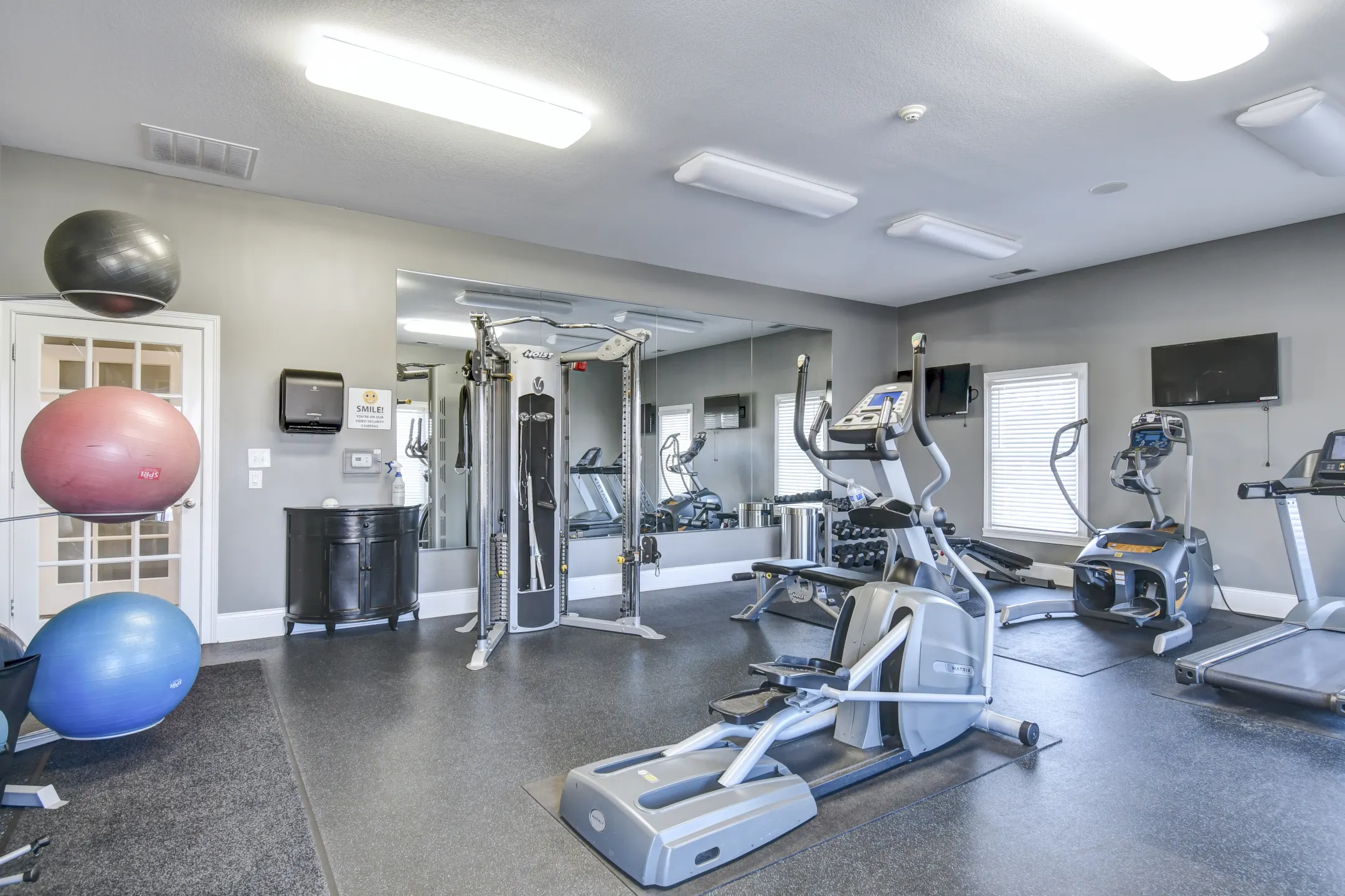 Fitness Weight Room - Steeplechase at Parkview Apartments - Fort Wayne, IN