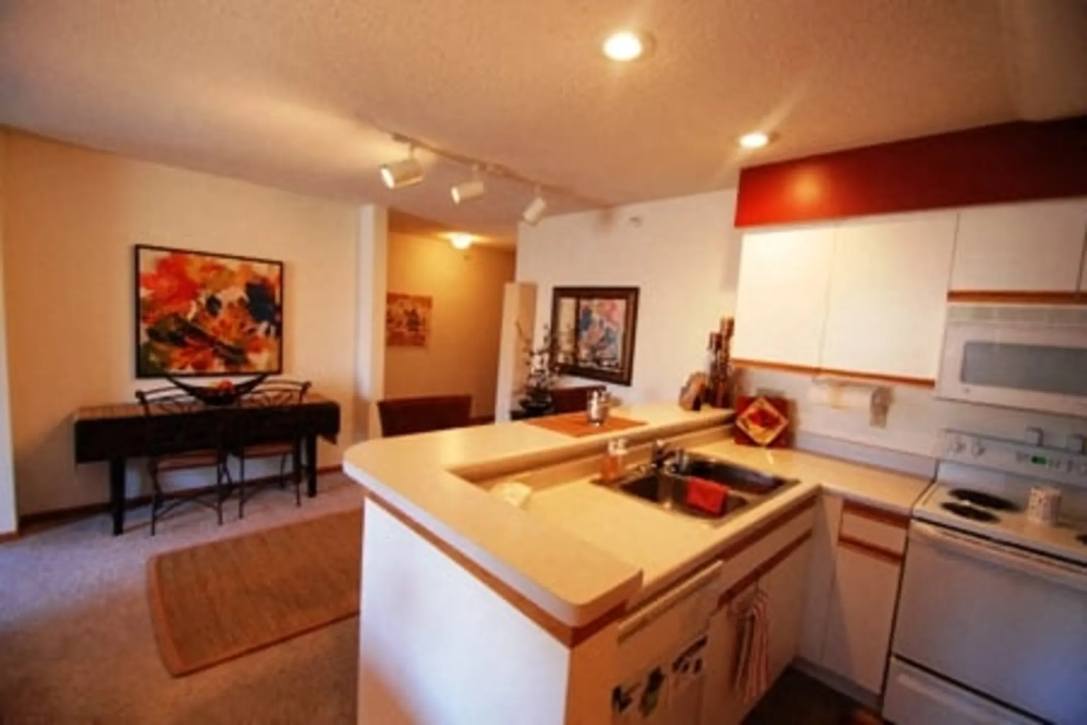 Quail Run Apartments Apartments Middleton, WI 53562