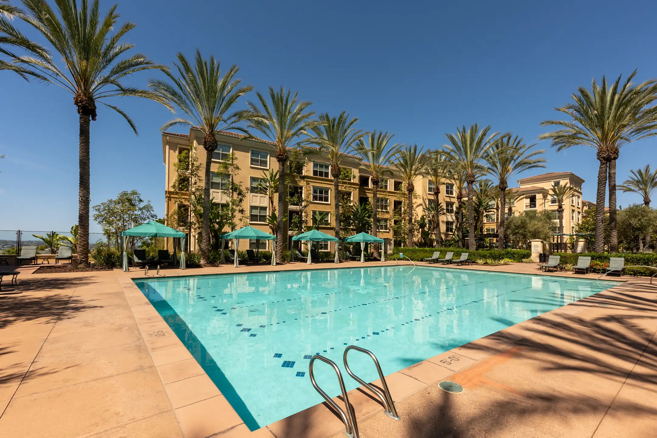 Pacific Ridge Apartments San Diego, CA 92110