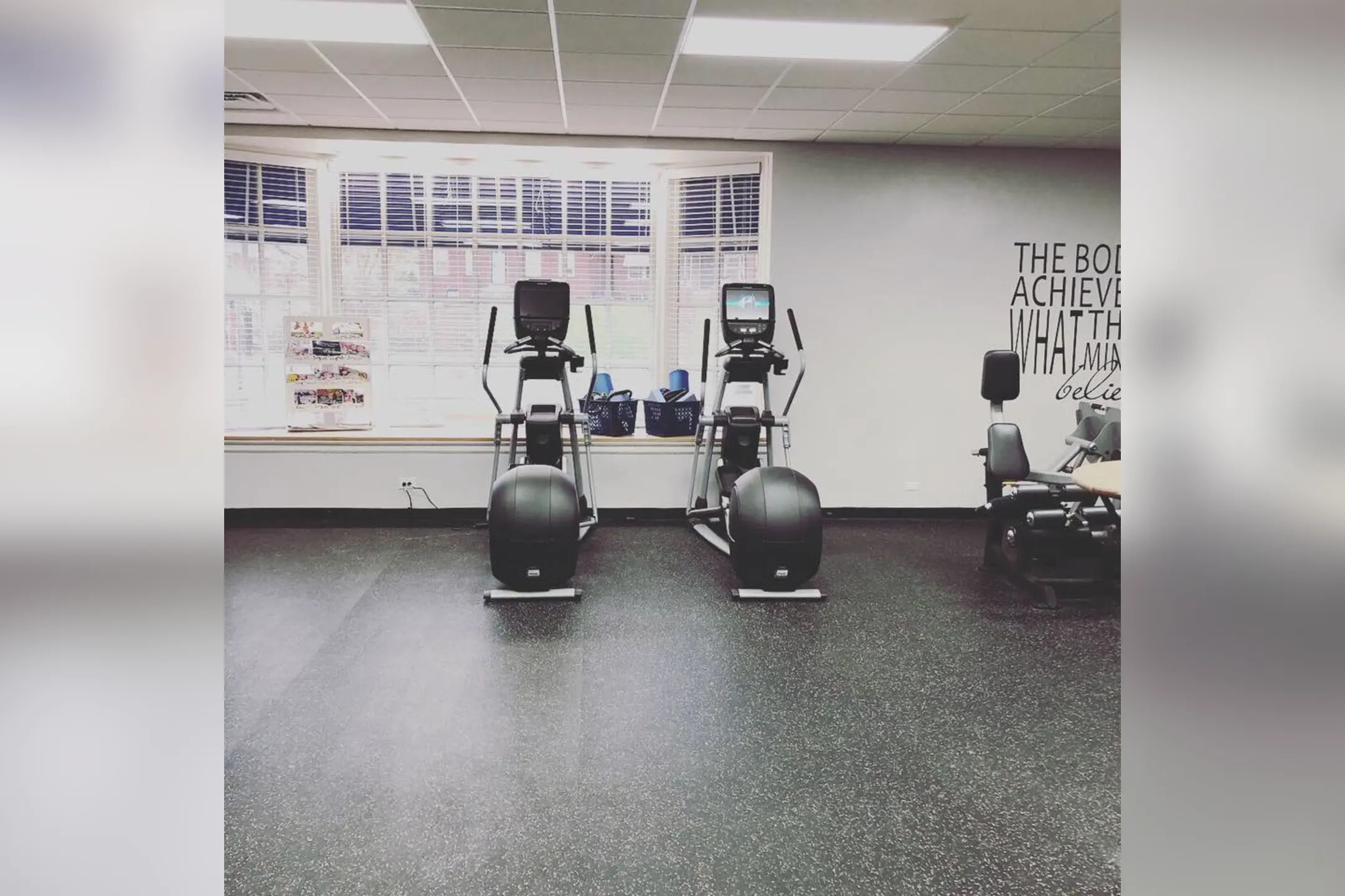 Fitness Weight Room - Olentangy Village - Columbus, OH