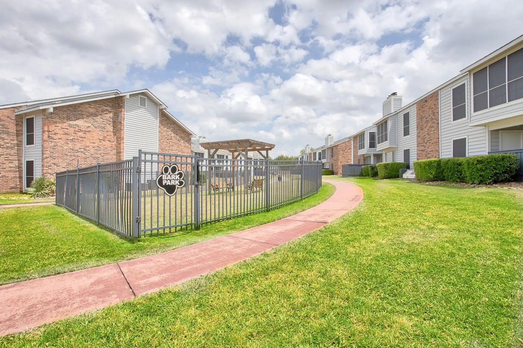 Nova Park Apartment Homes Apartments Garland, TX 75044