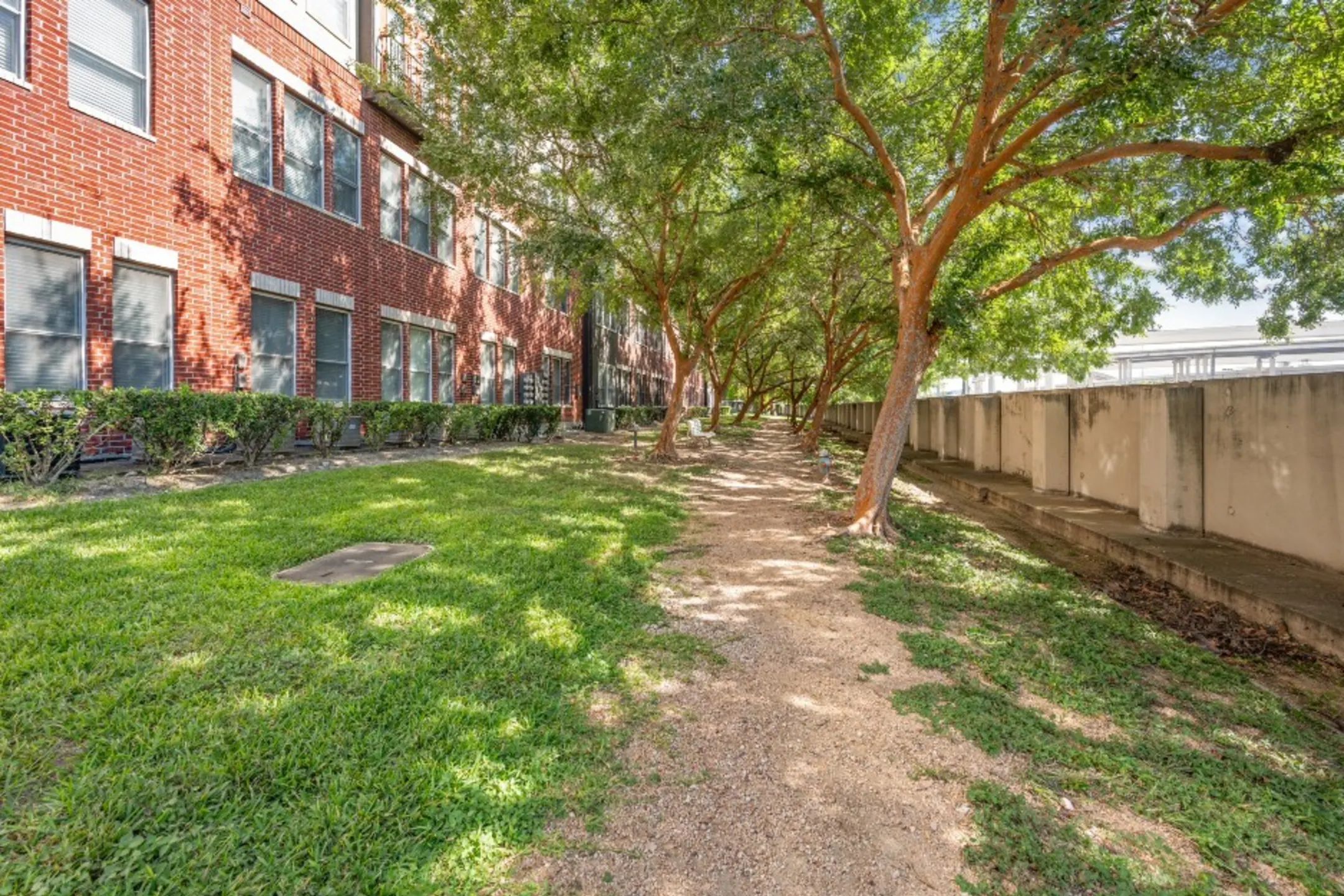 Galleria Parc Apartments - 3363 McCue Rd | Houston, TX for Rent | Rent.