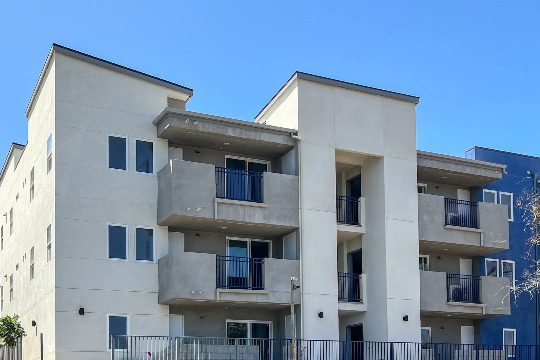 Building - Overlook on 9th - National City, CA