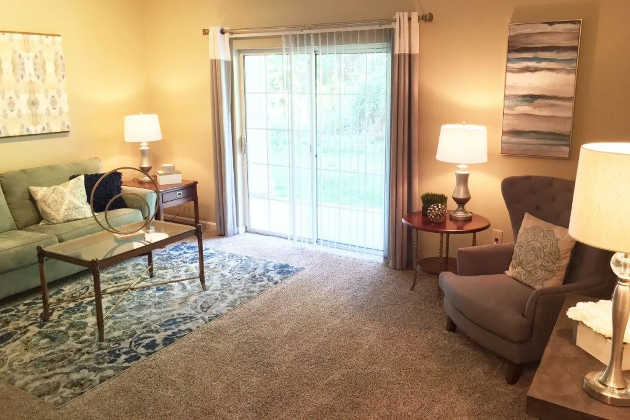 Living Room - Mill Pond Village - Salisbury, MD