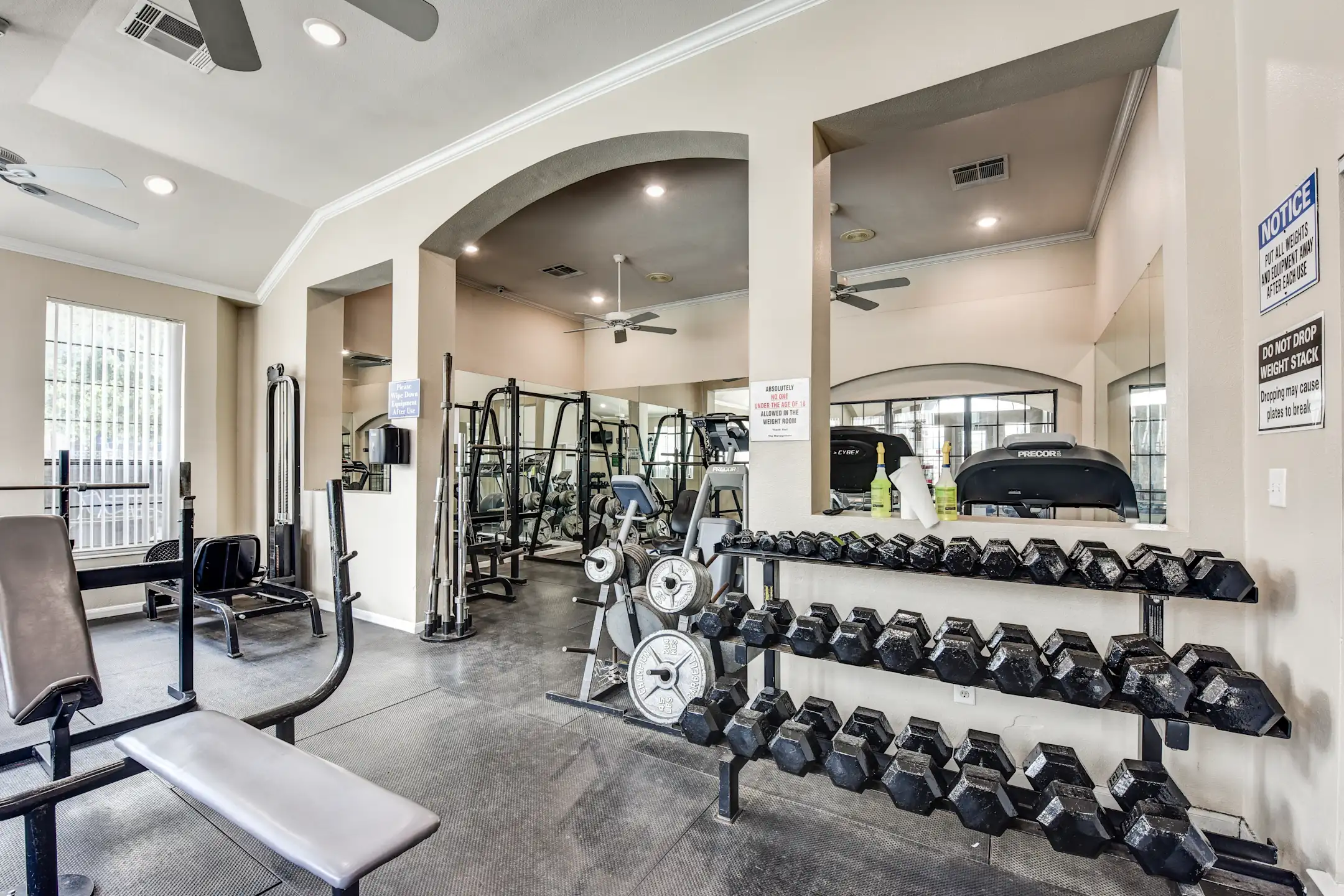 Fitness Weight Room - Saddle Brook Apartments - Waco, TX