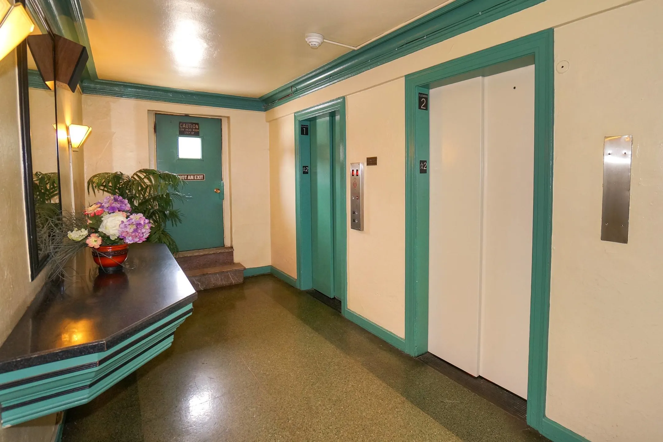 Wendover Apartments 5562 Hobart St Pittsburgh, PA Apartments for