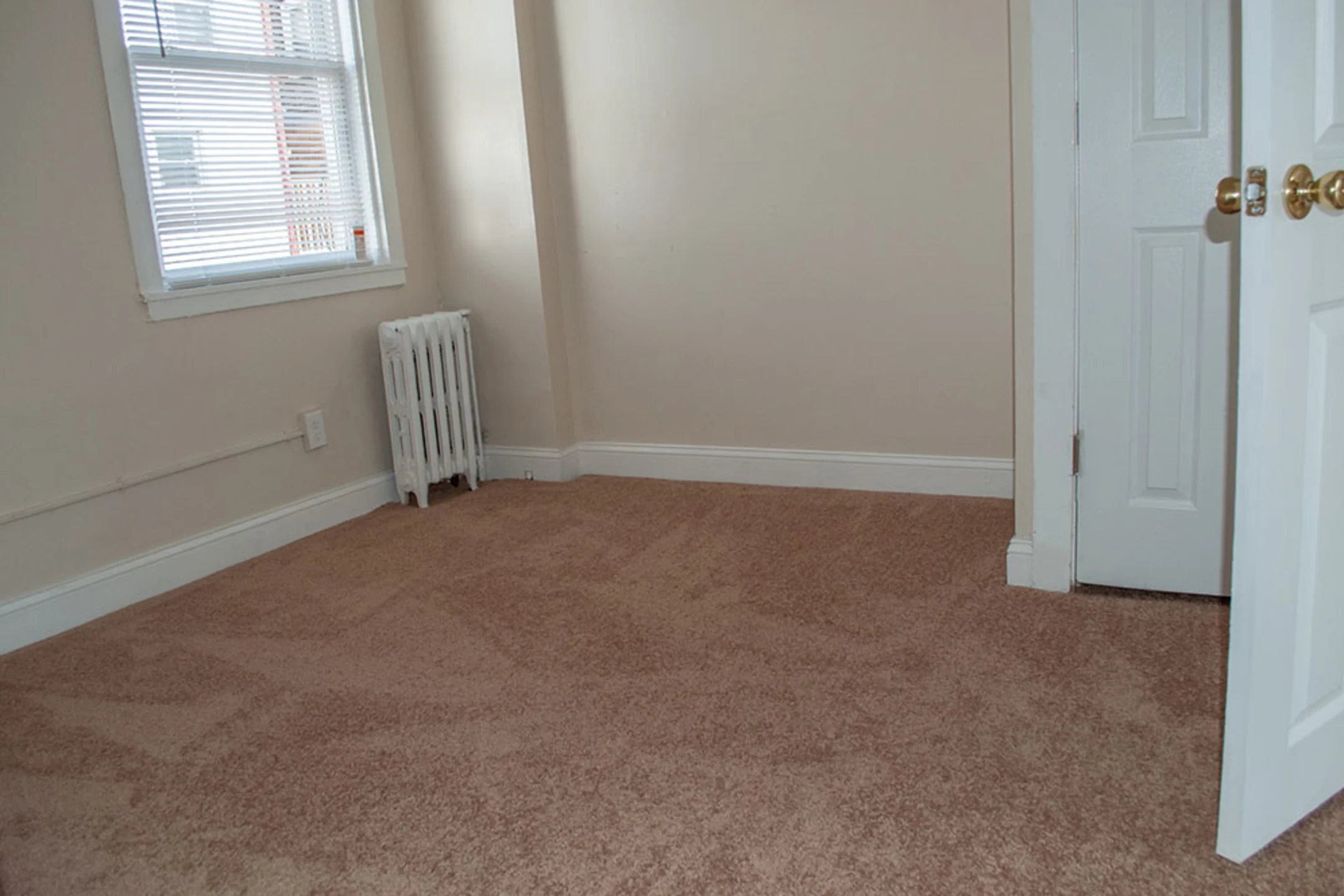 Bedroom - Lansdowne Meadows - Upper Darby, PA