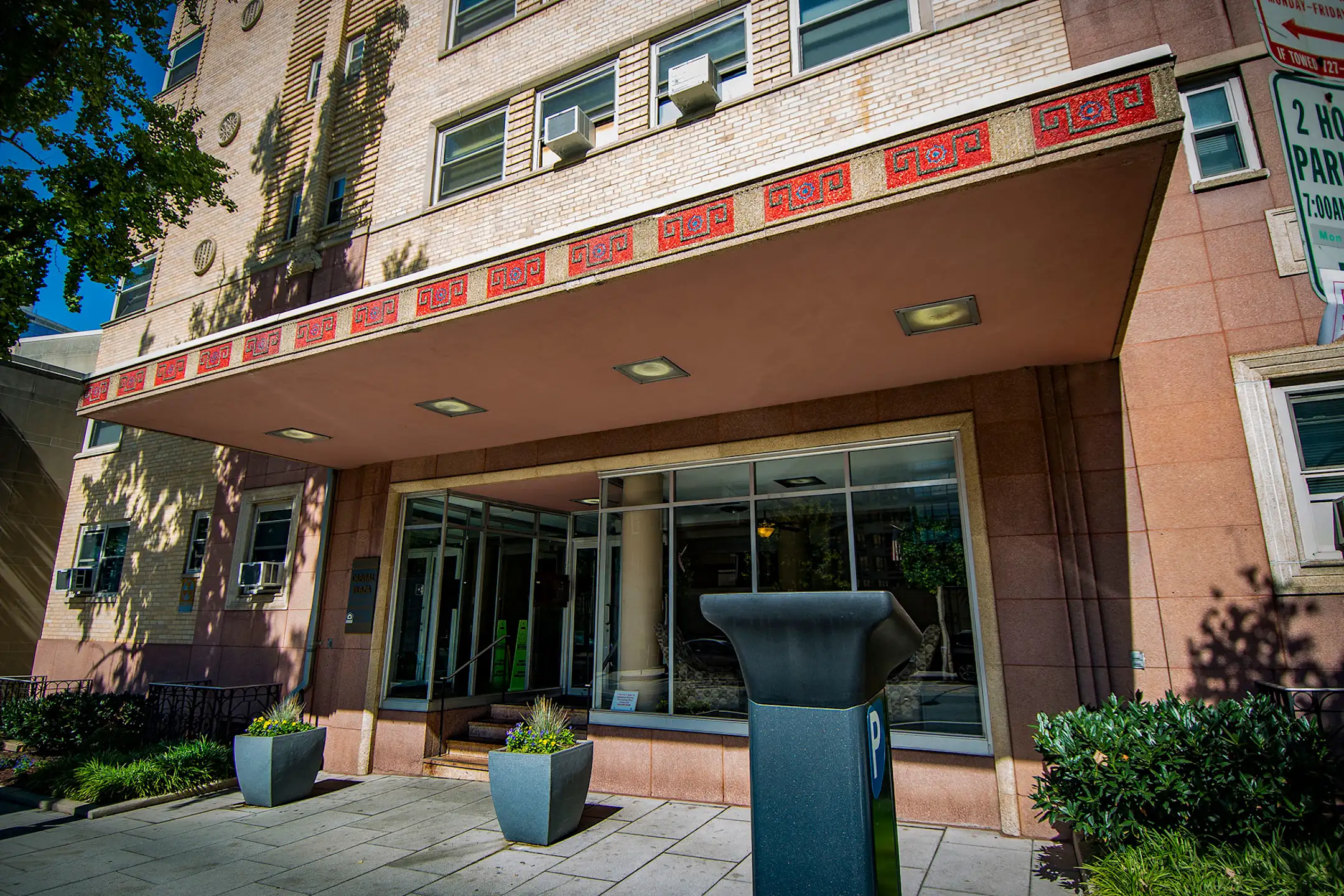 Capitol Plaza Apartments Dc