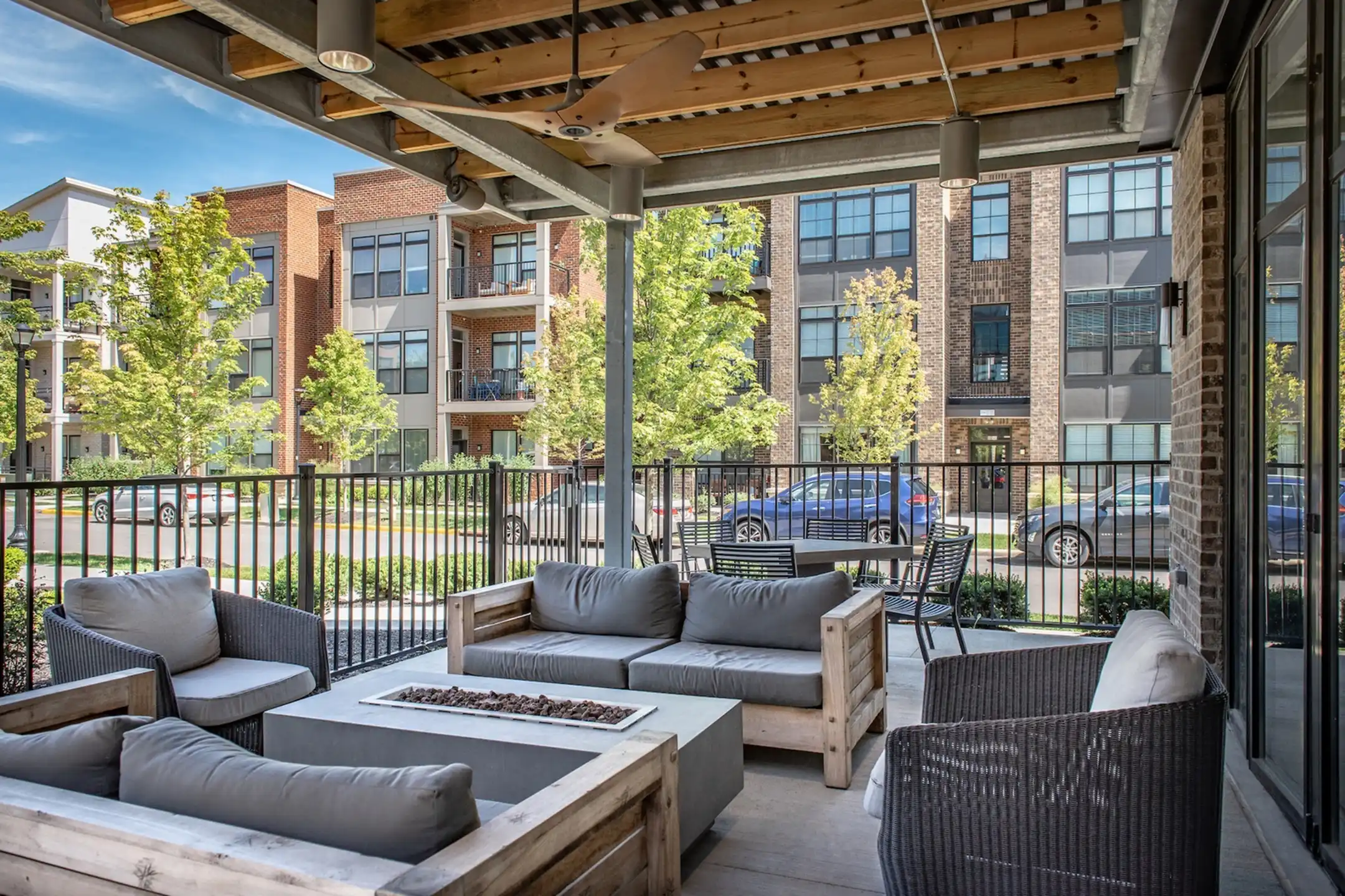 Jeffrey Park Apartments