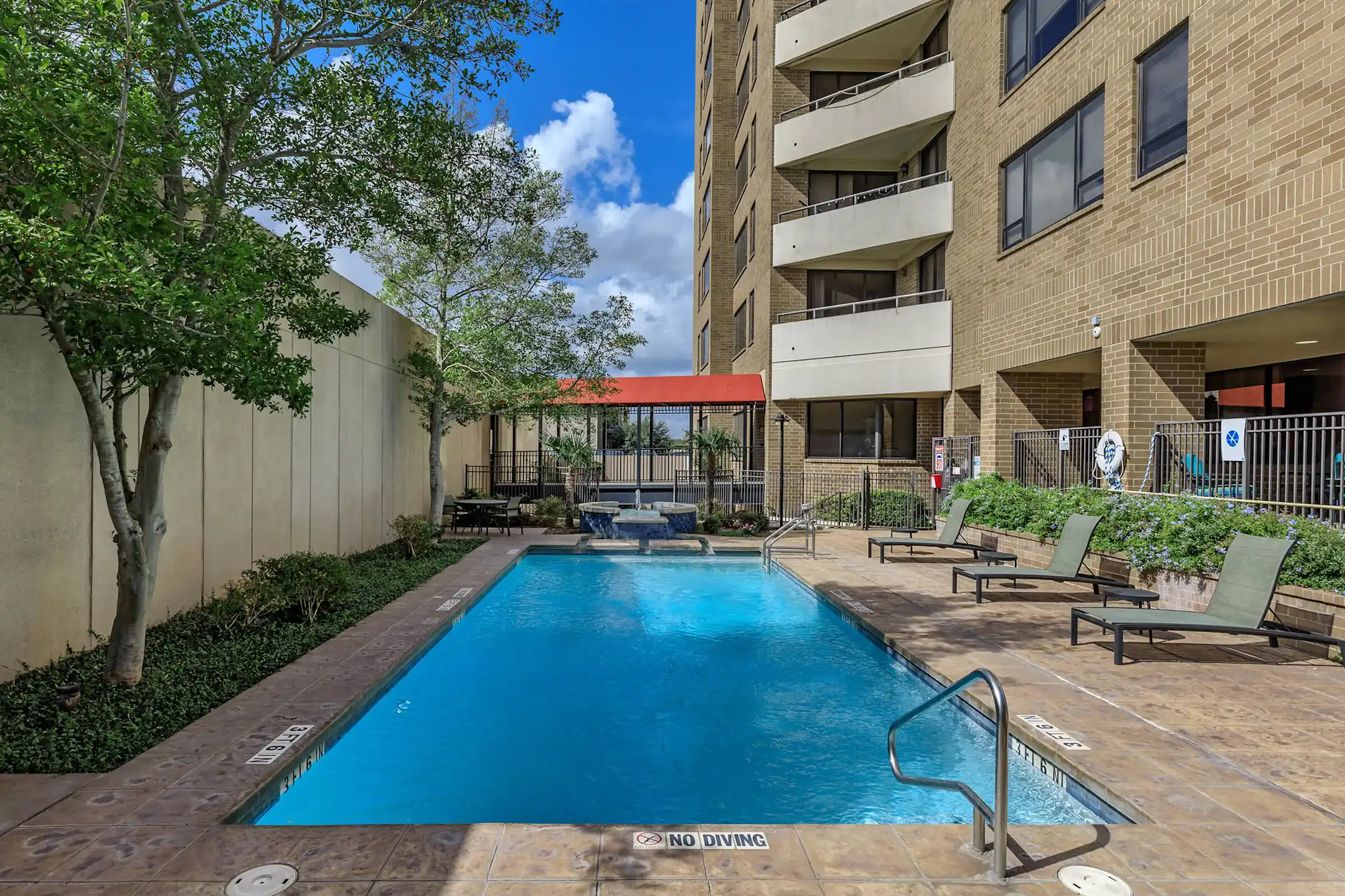 Pool - The Enclave At 1550 - San Antonio, TX