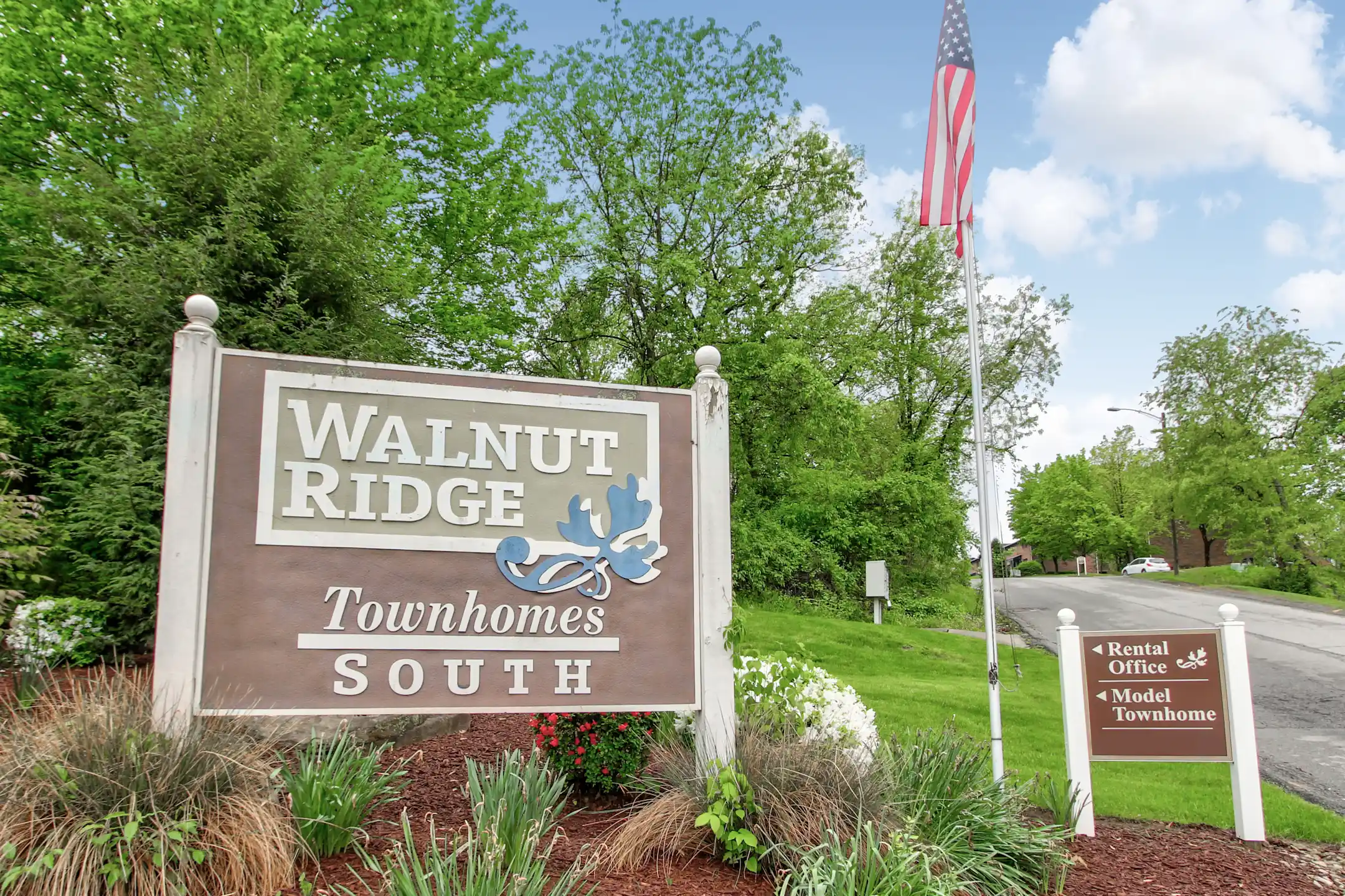 Walnut Ridge Townhomes Apartments Irwin, PA 15642