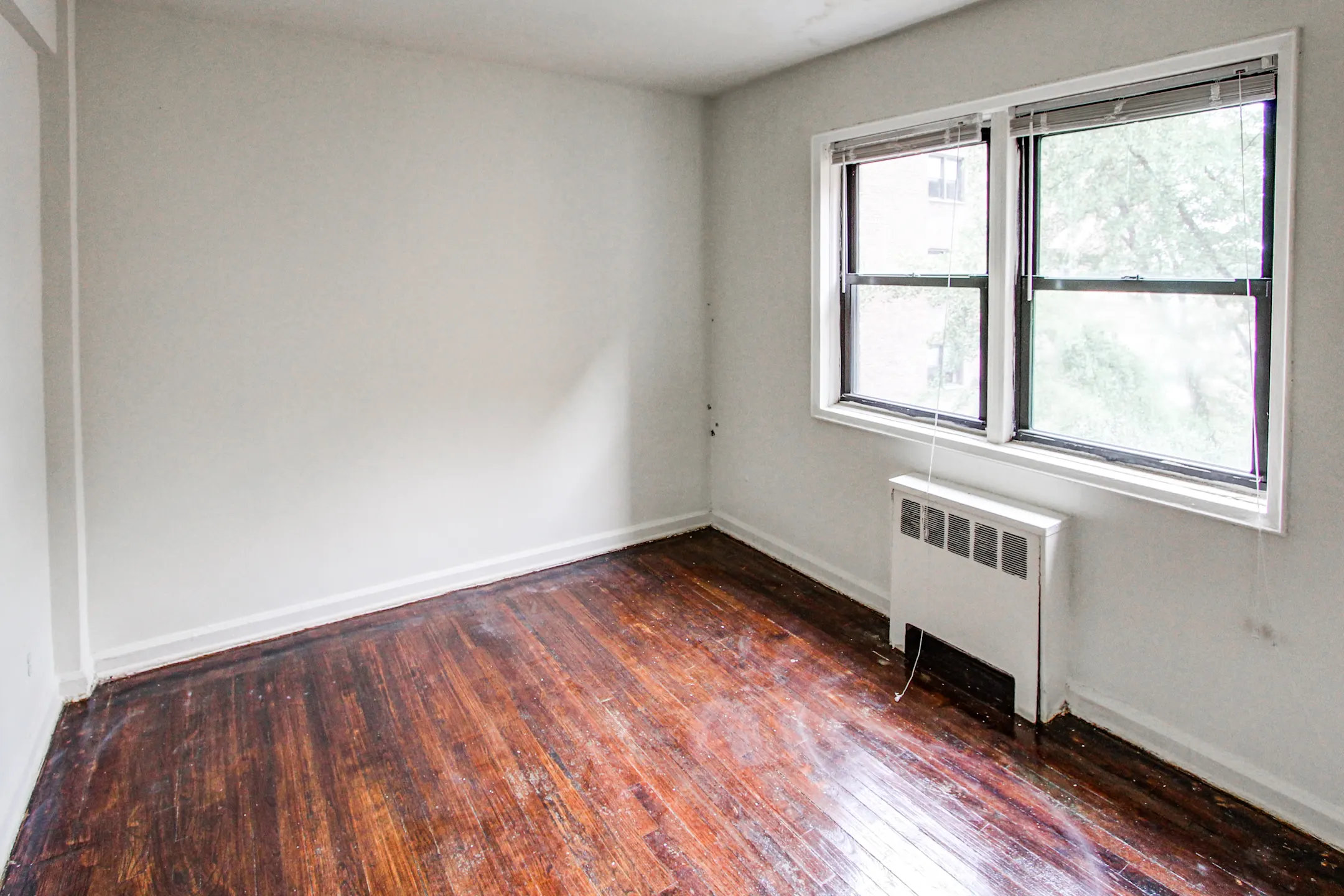 Bedroom - Fairbridge Commons - Bridgeport, CT