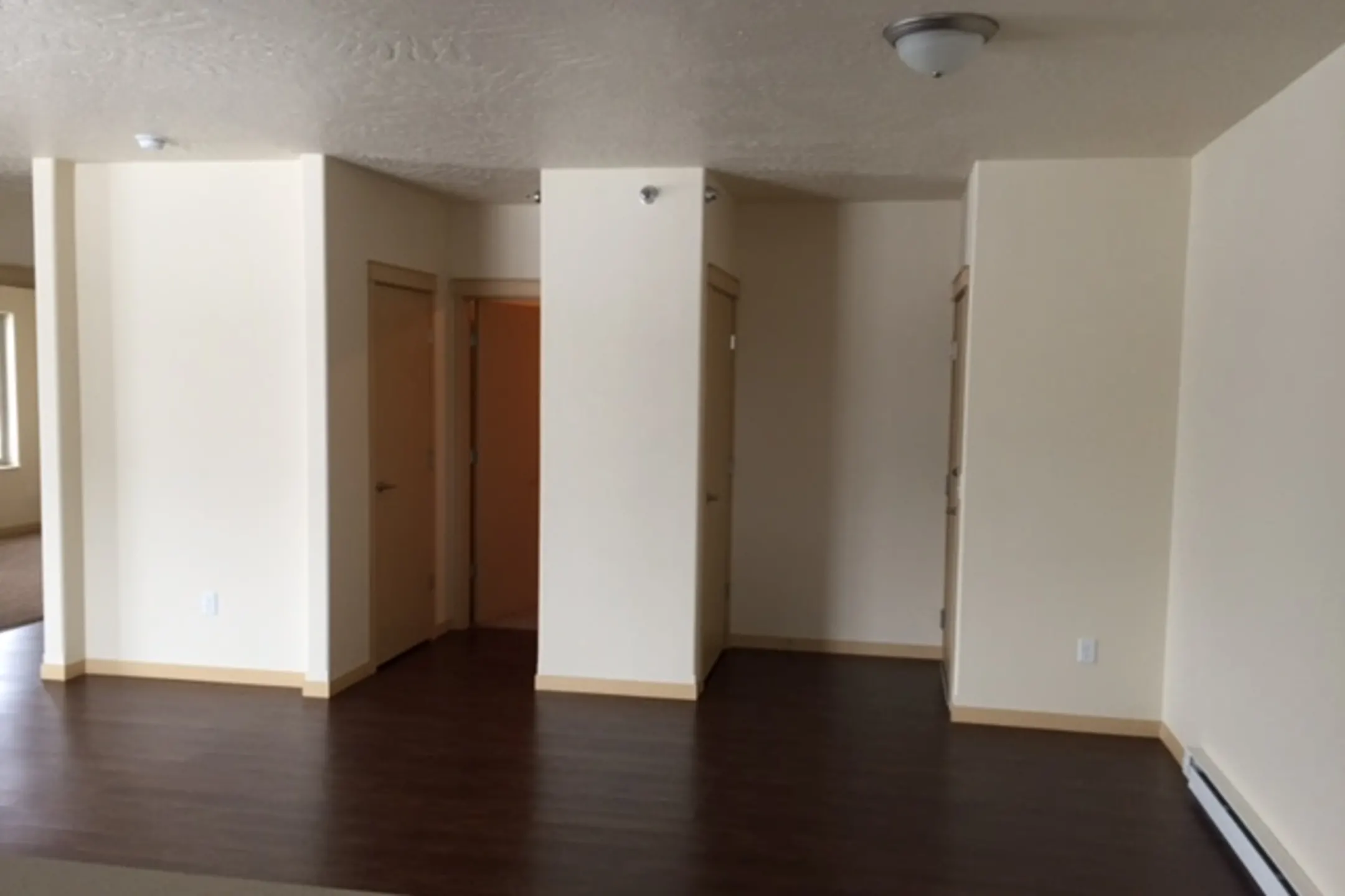 Dining Room - Aspen Ponds Apartments - Fargo, ND