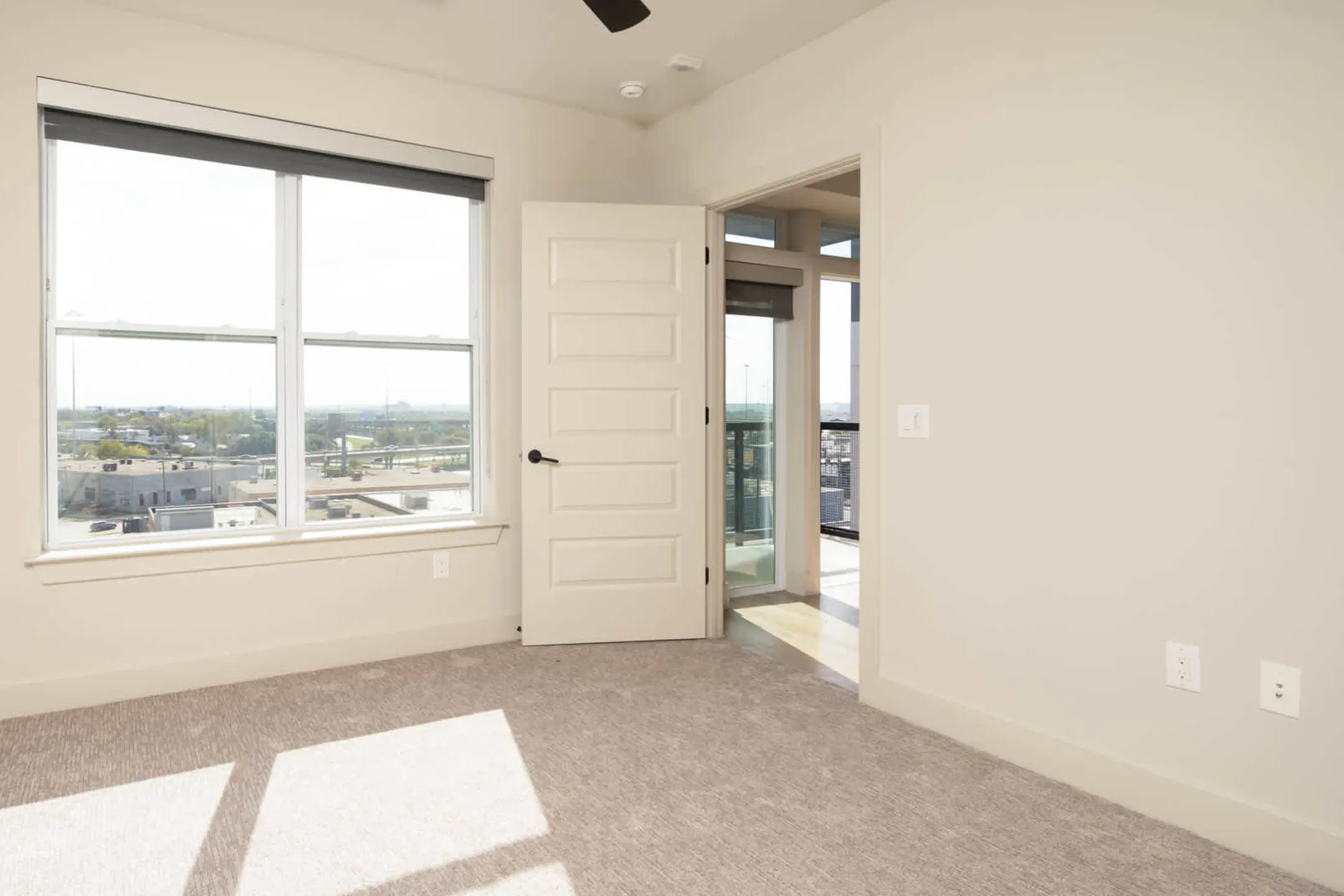 Indie Deep Ellum Apartments Dallas, TX 75226