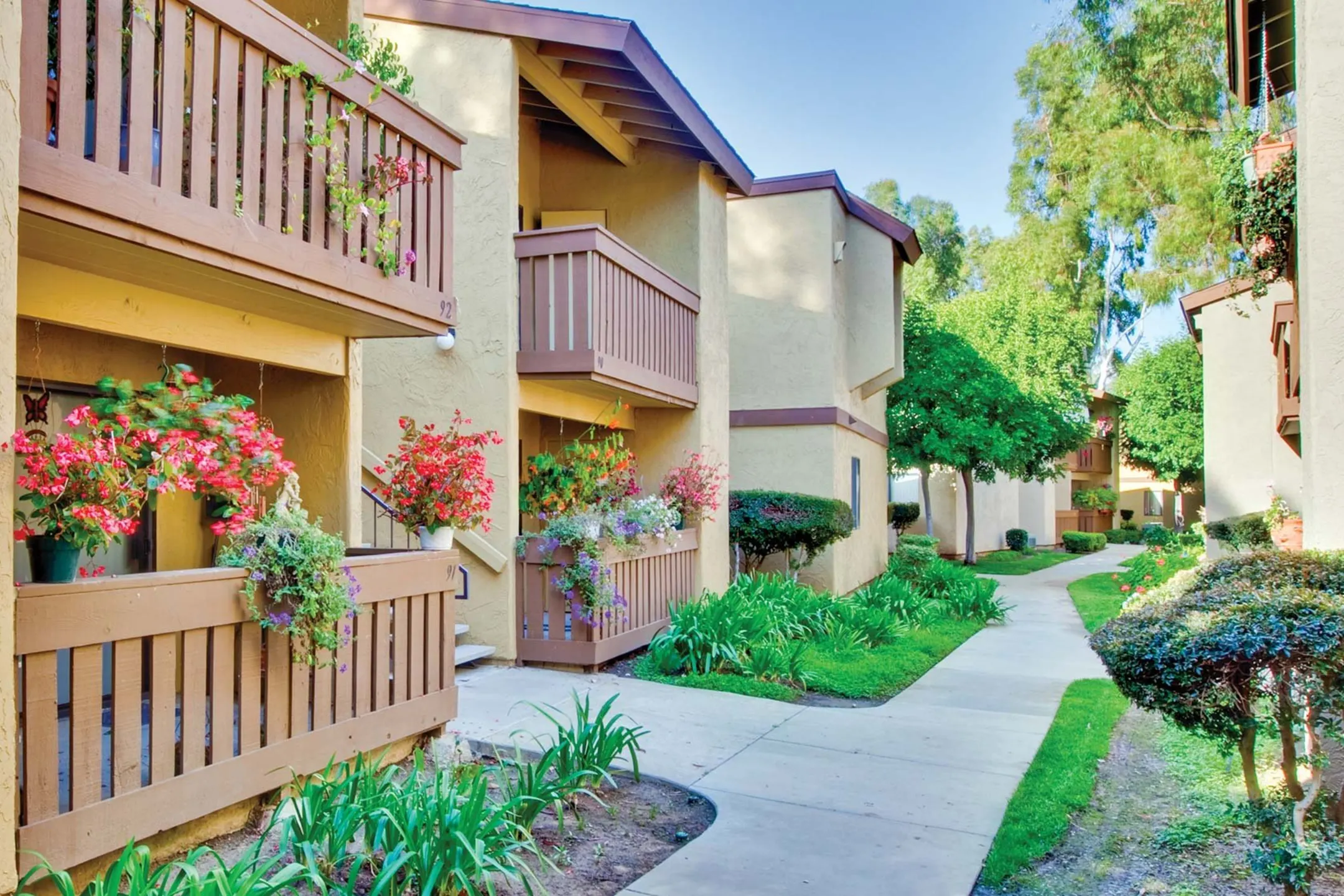 Birchmont Apartments - Escondido, CA 92027