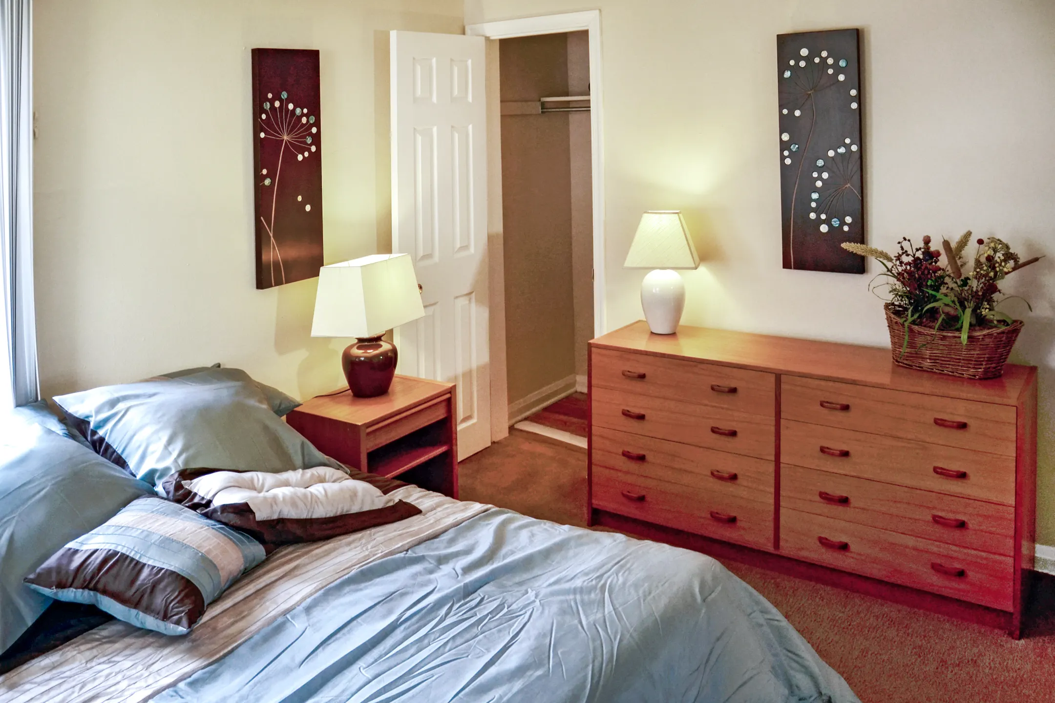 Bedroom - Westland Gardens Apartments & Townhouses - Halethorpe, MD