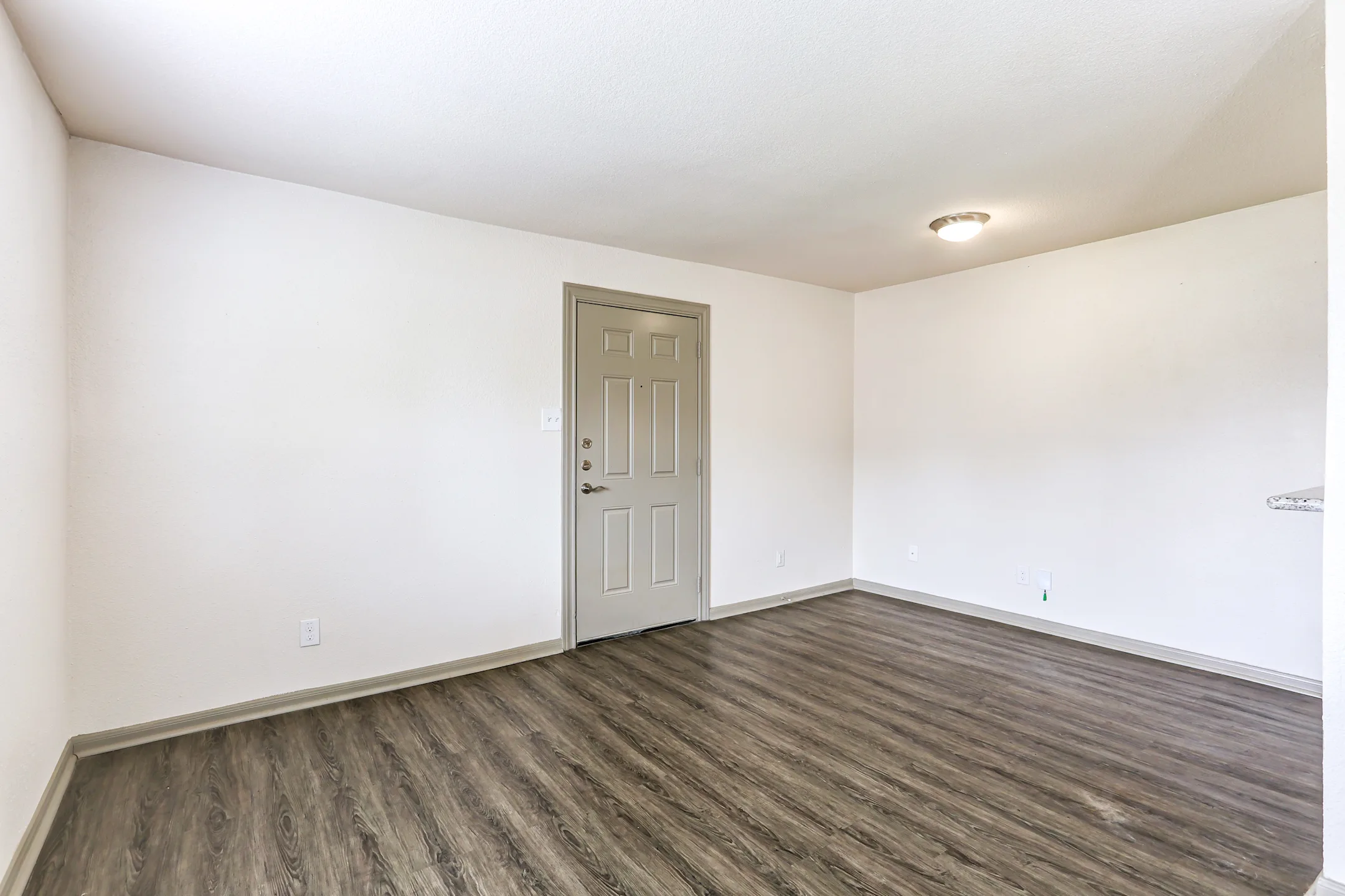 Royal Phoenician Apartments Houston, TX 77060