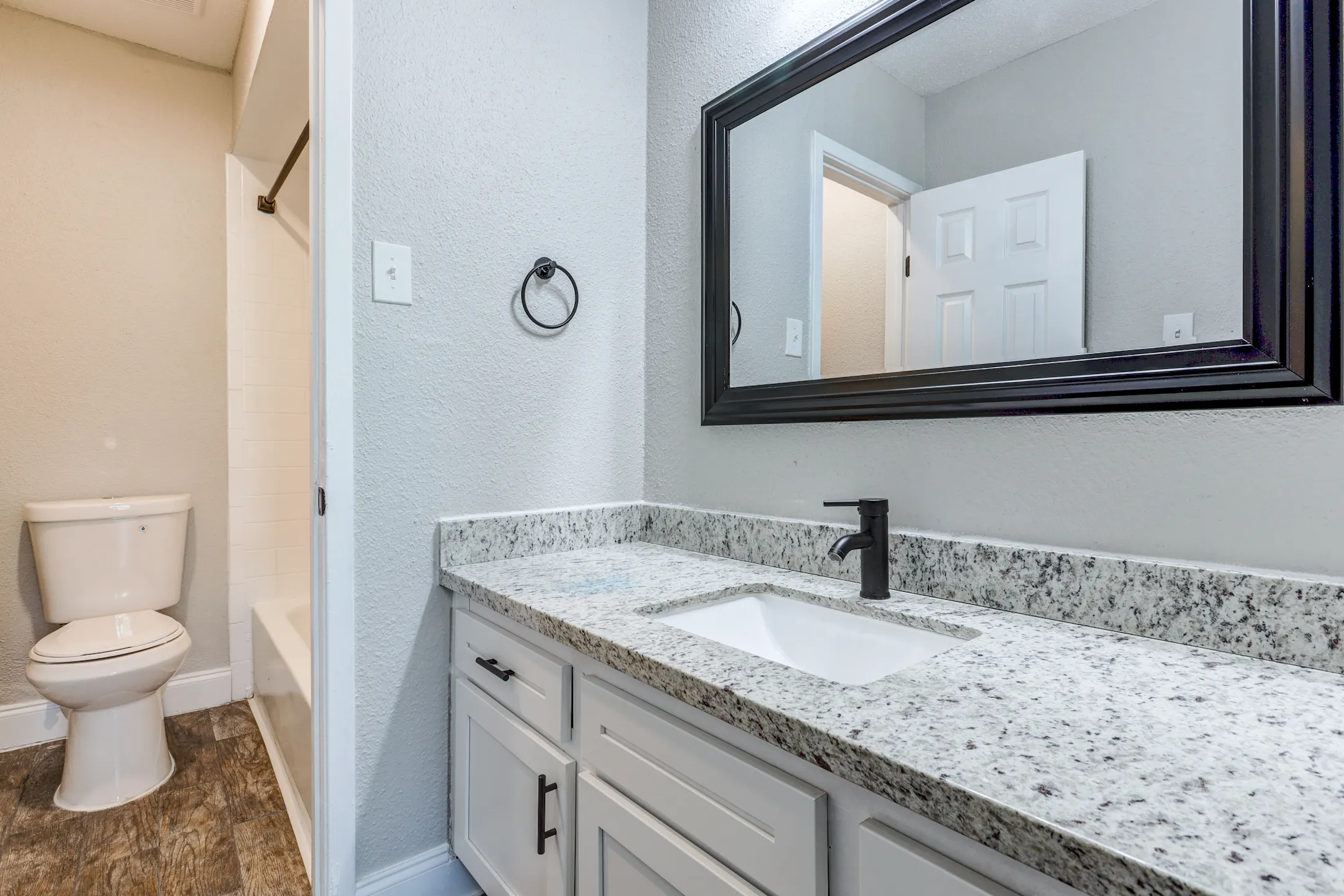 Ashford Park Apartments & Townhomes Apartments Houston, TX 77082